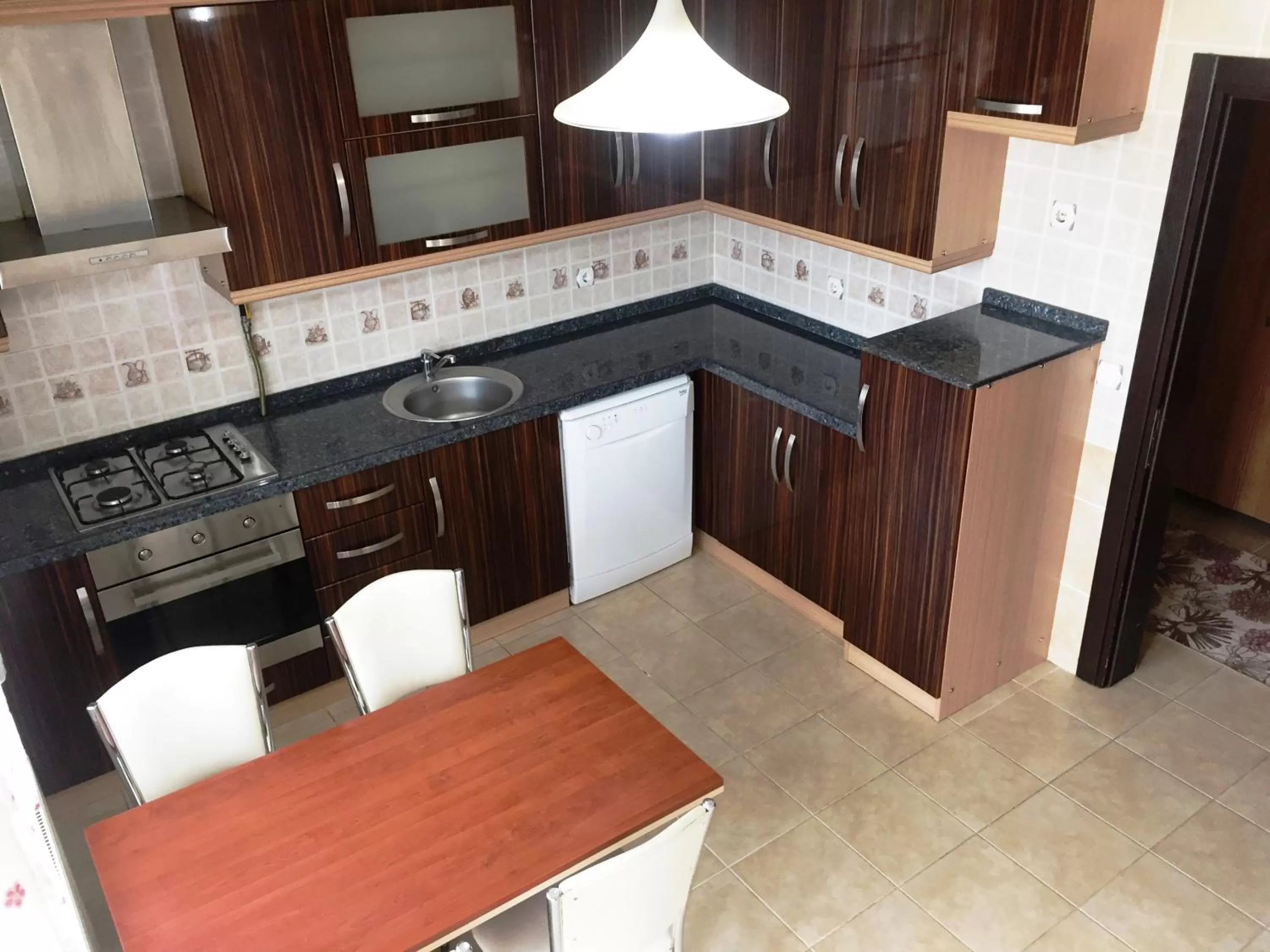 Kitchen or kitchenette, Kitchen/Kitchenette in The Twins Apartmens