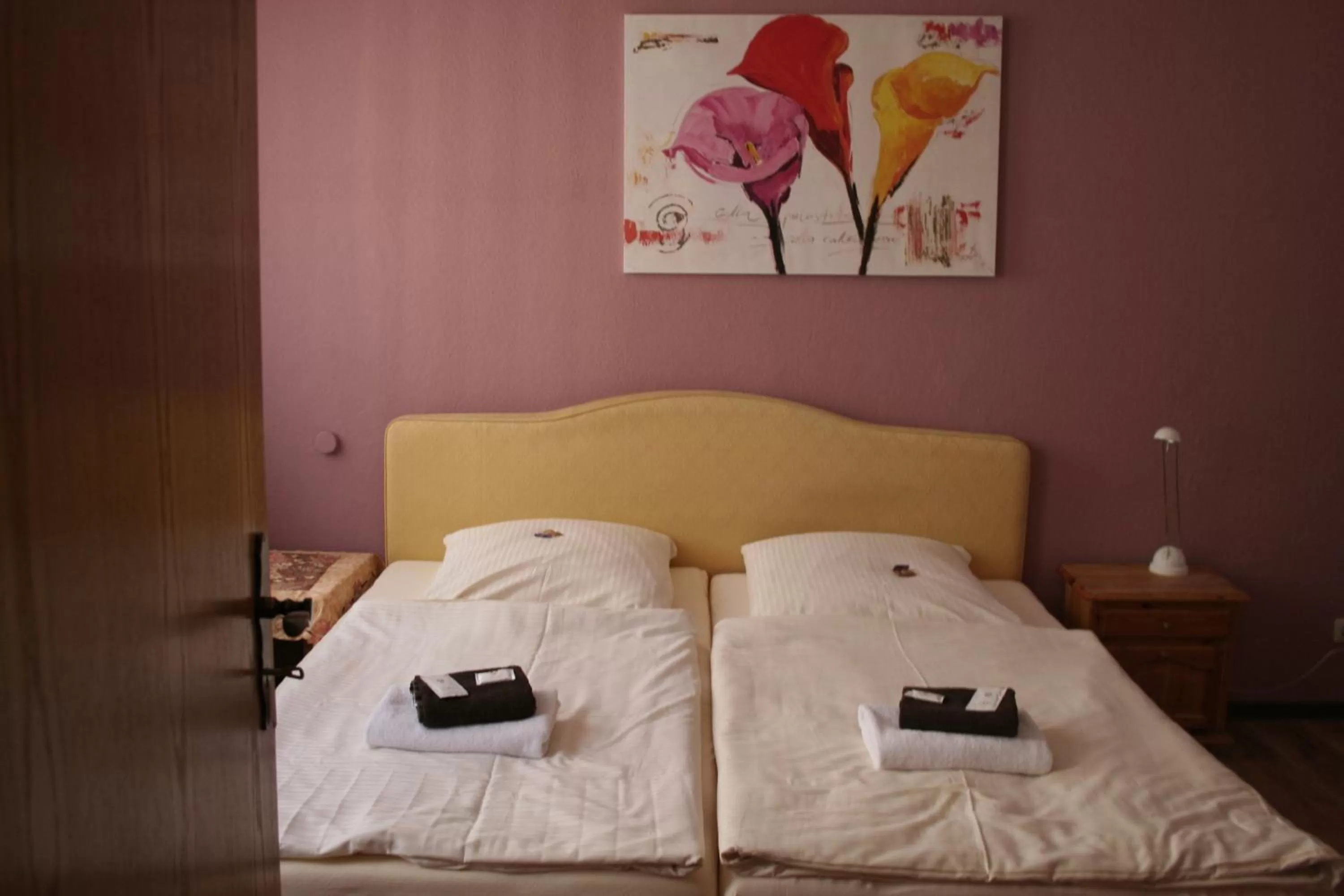 Bed in Landgasthof Hotel Rebe Alzey