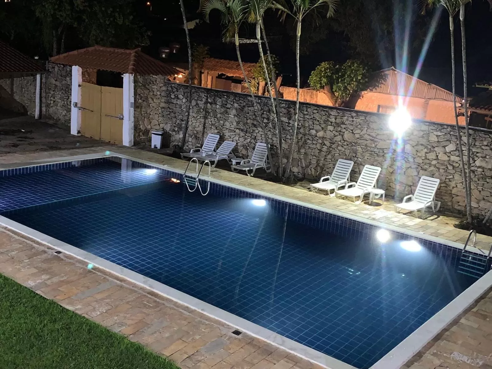 Swimming Pool in Pousada o Amanhecer