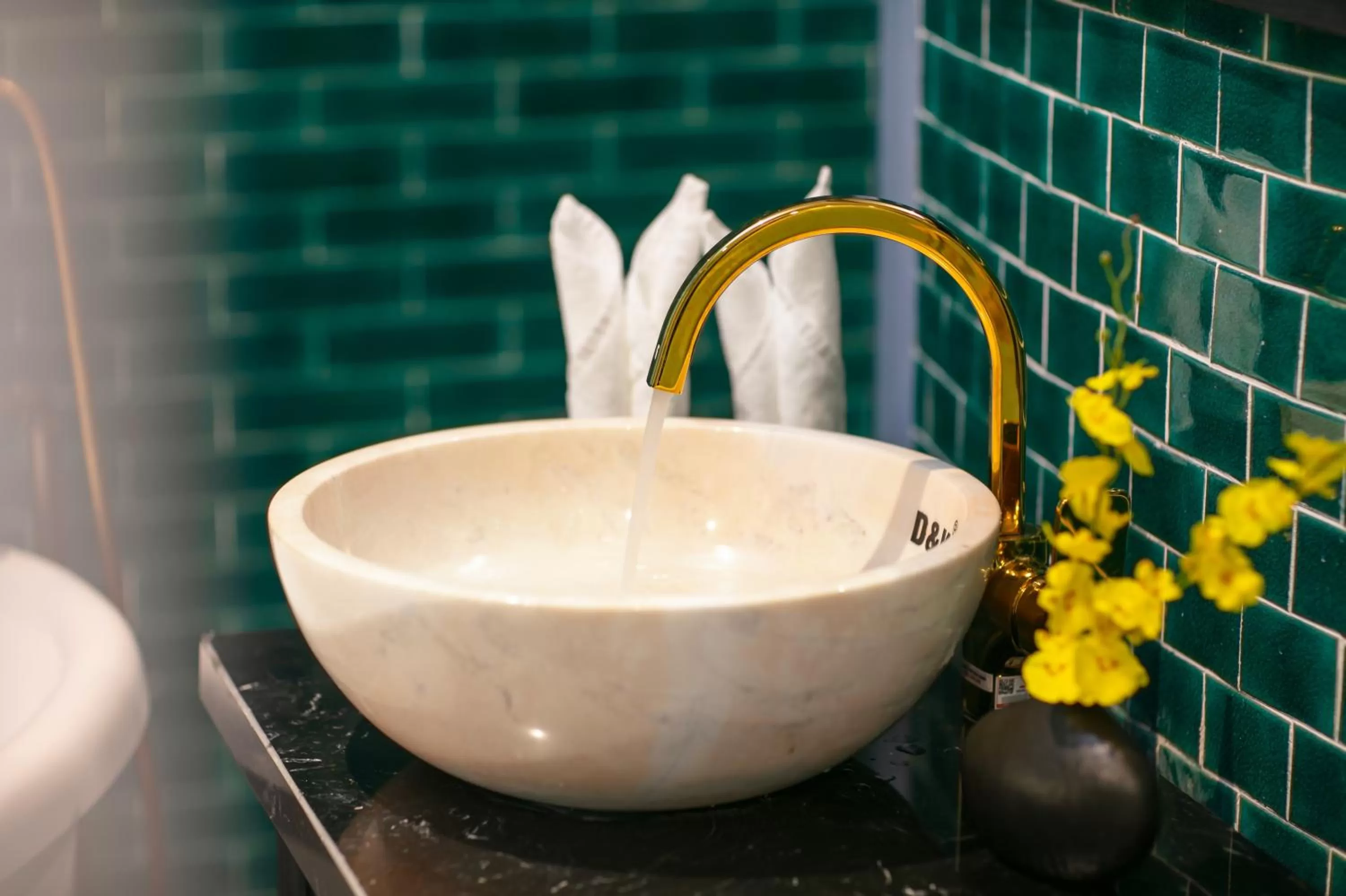 Bathroom in The Exquisite HaLong Hotel