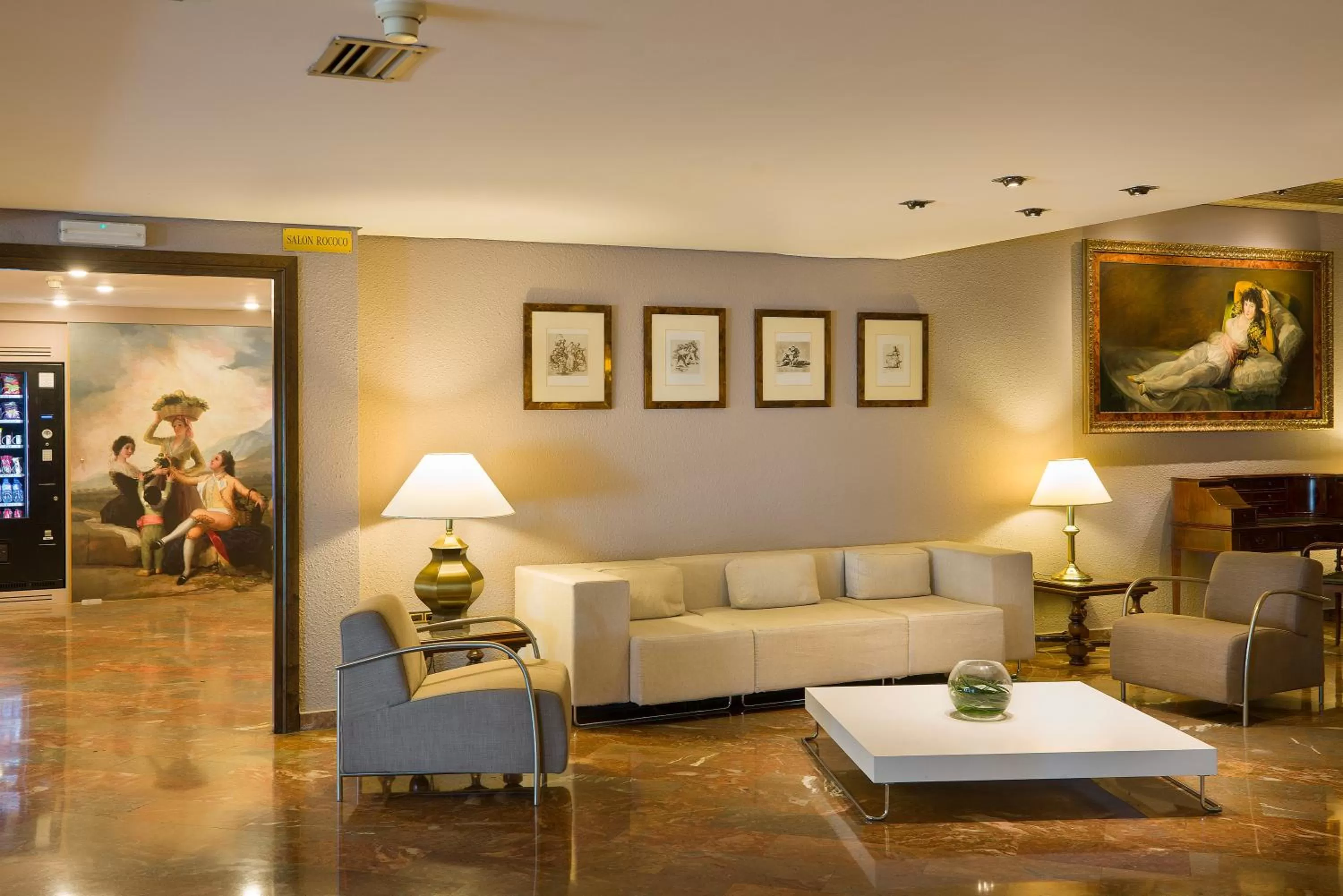 Lounge or bar in Hotel Goya