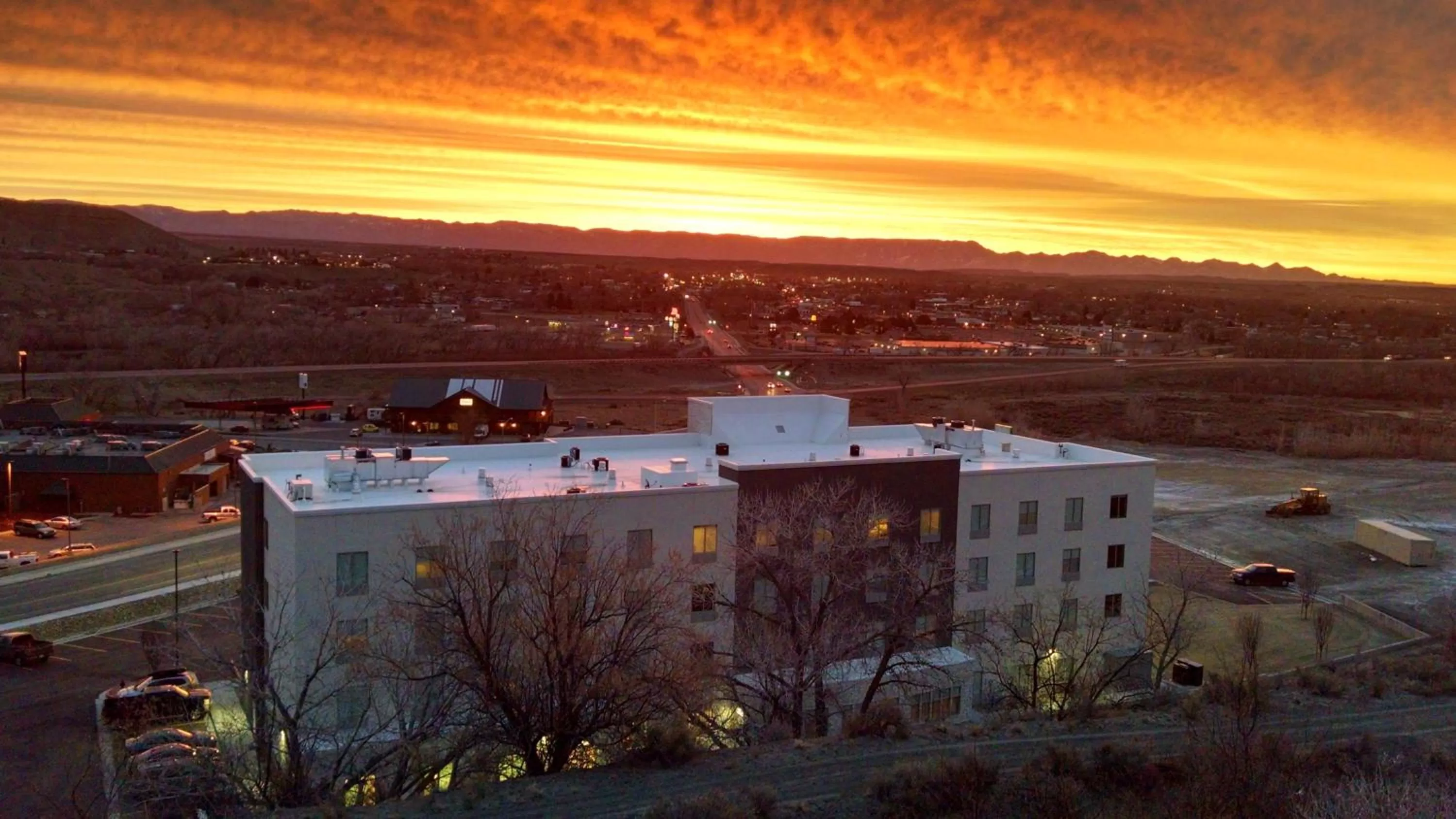 Photo of the whole room in Holiday Inn Express & Suites Price by IHG