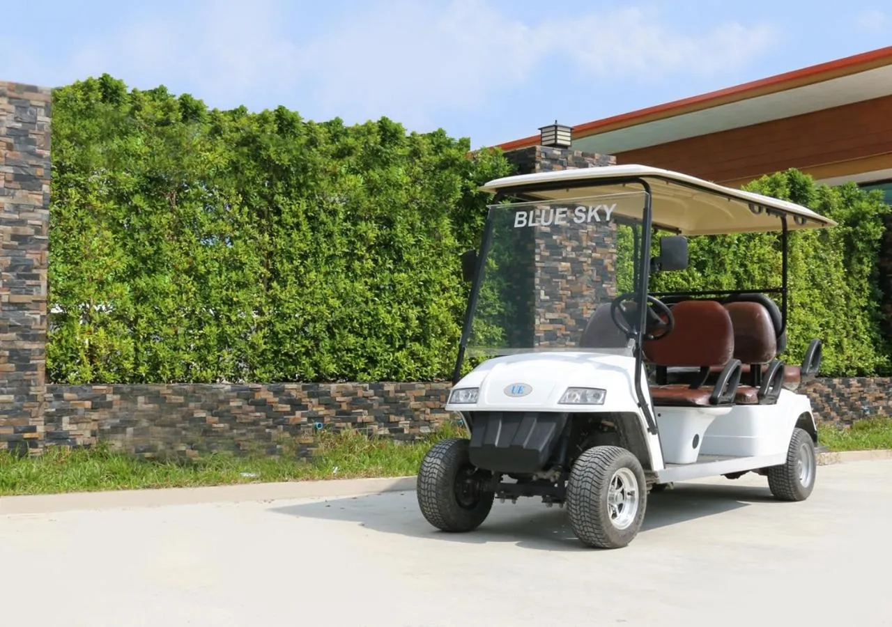 BBQ facilities in Blue Sky Residence Airport