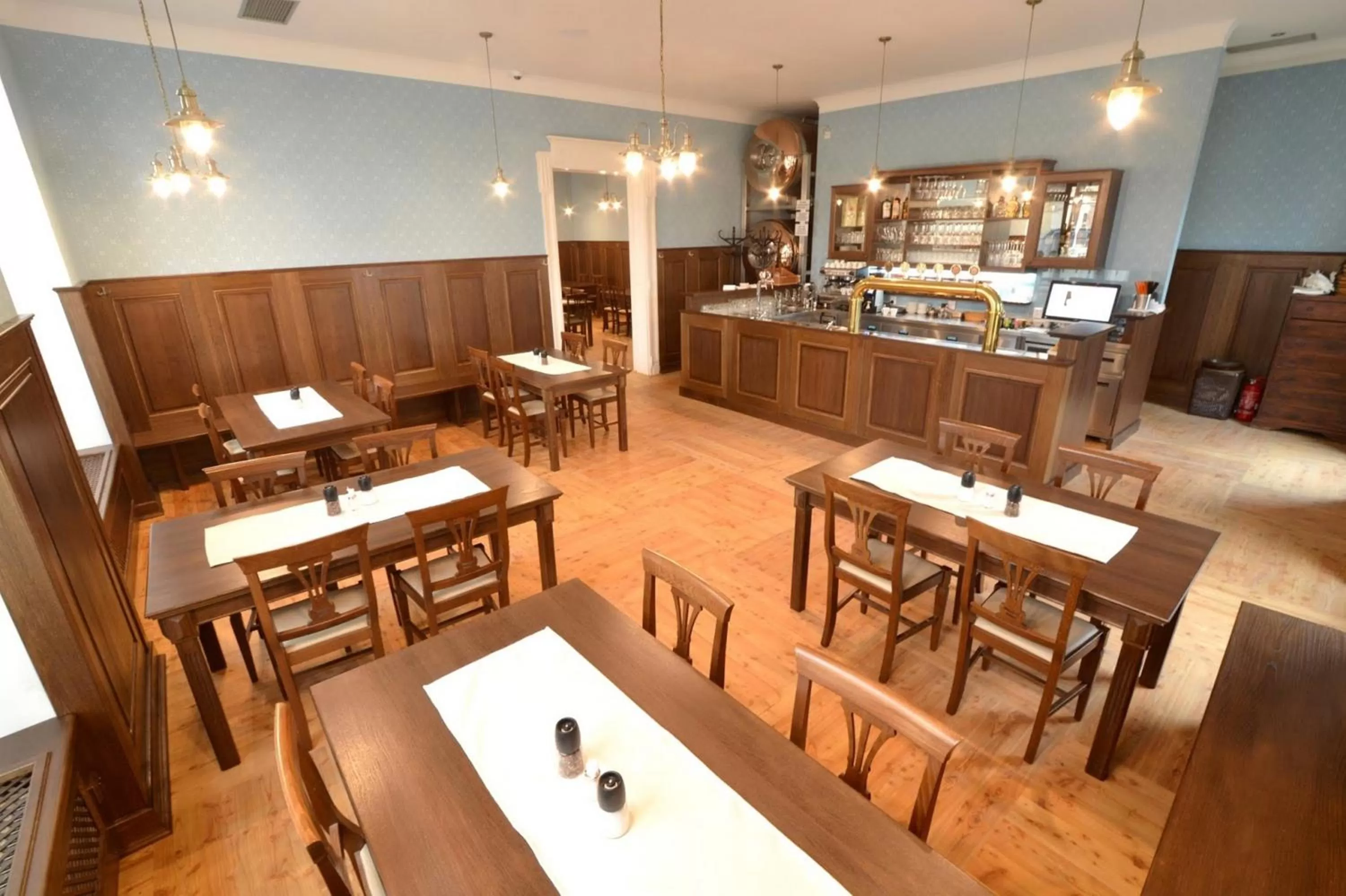 Restaurant/places to eat in hotel Chmelnice