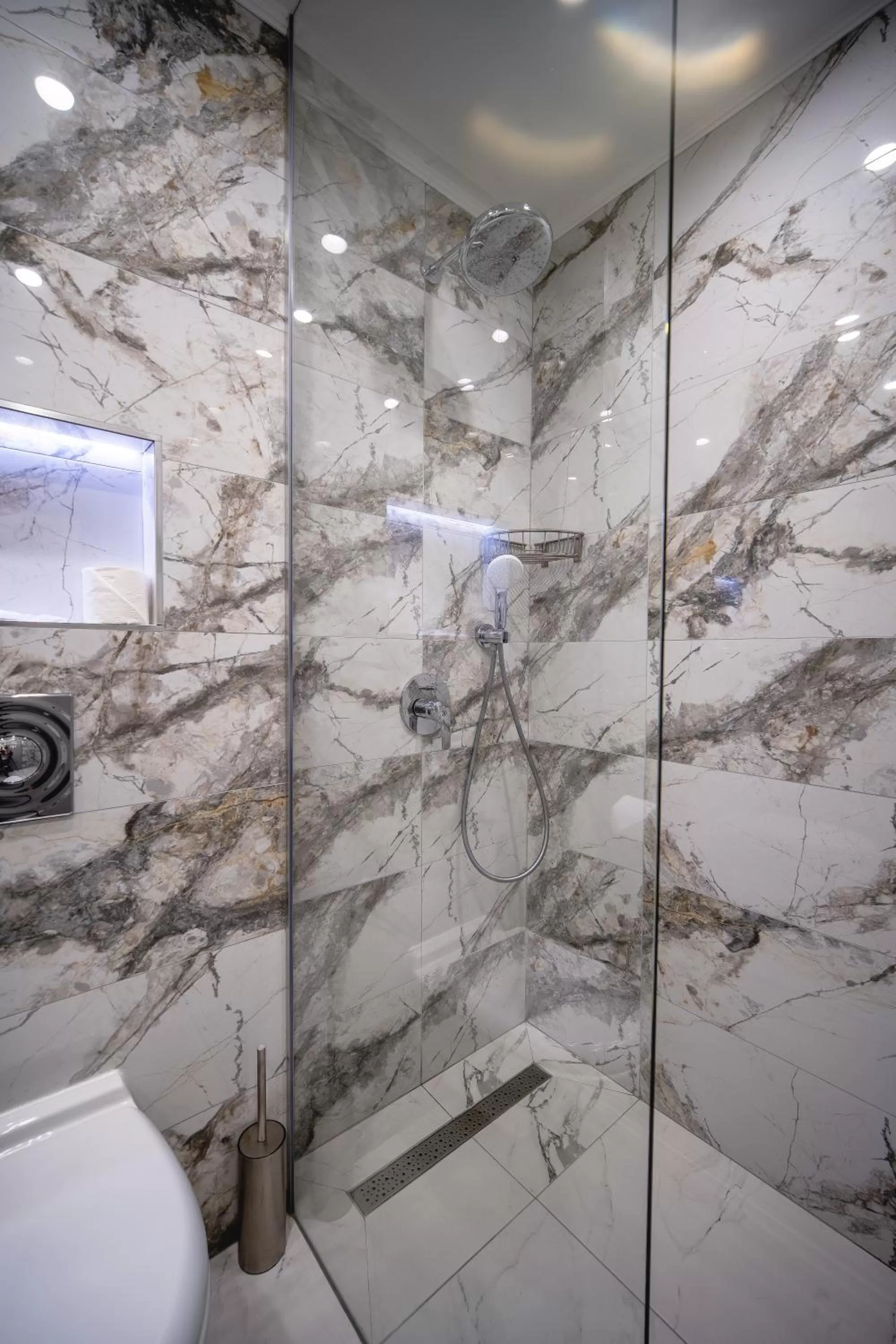 Bathroom in Saint George Hotel & Medical Spa