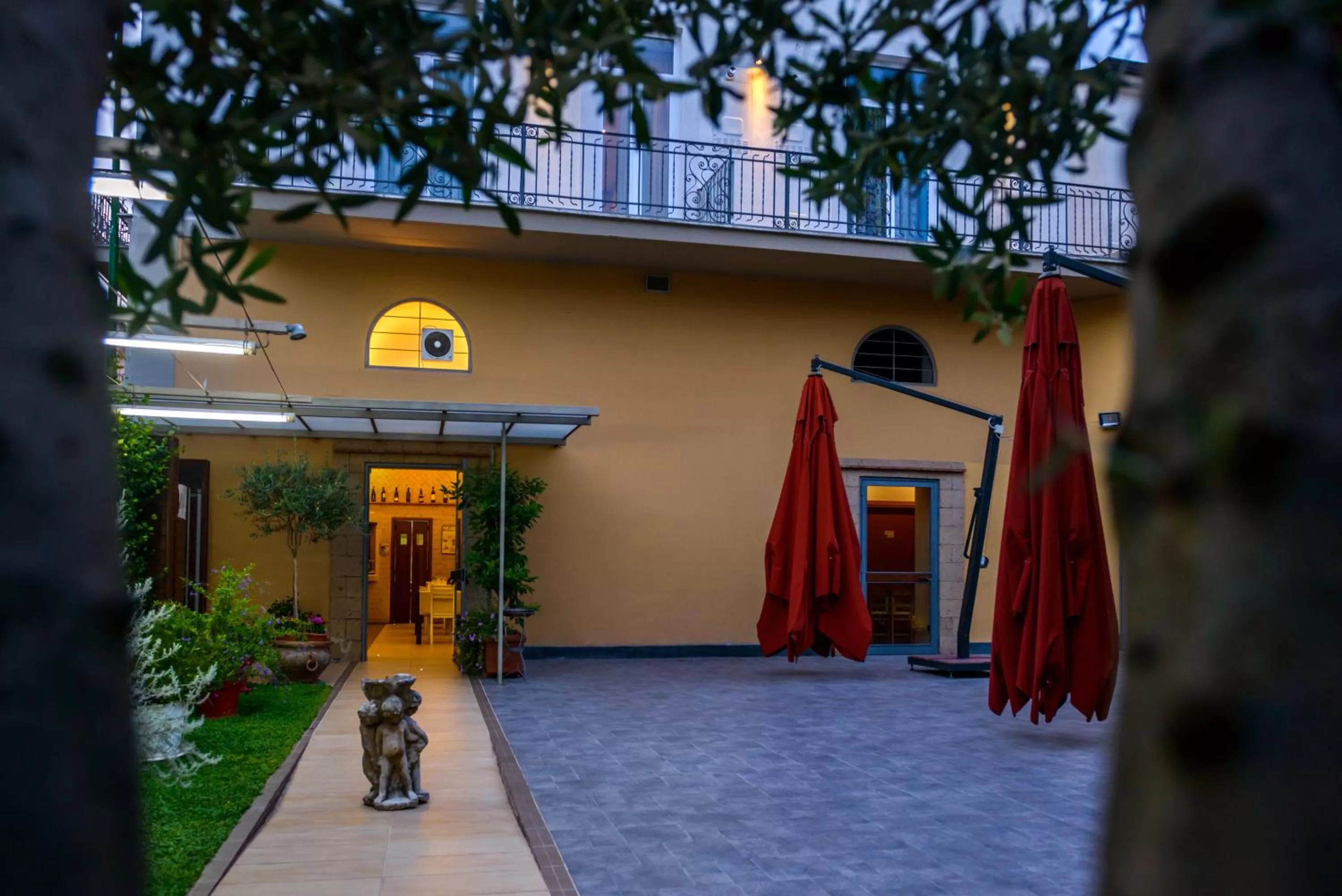 Property building in Bocca di Bacco