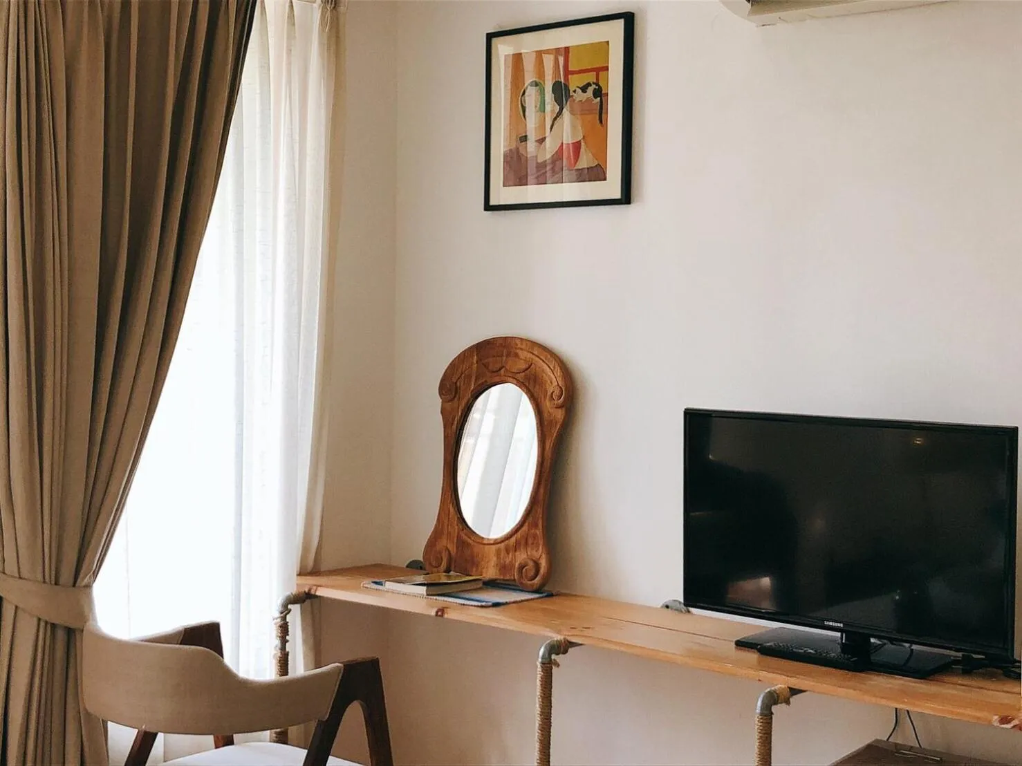 TV and multimedia in Hotel Yayee