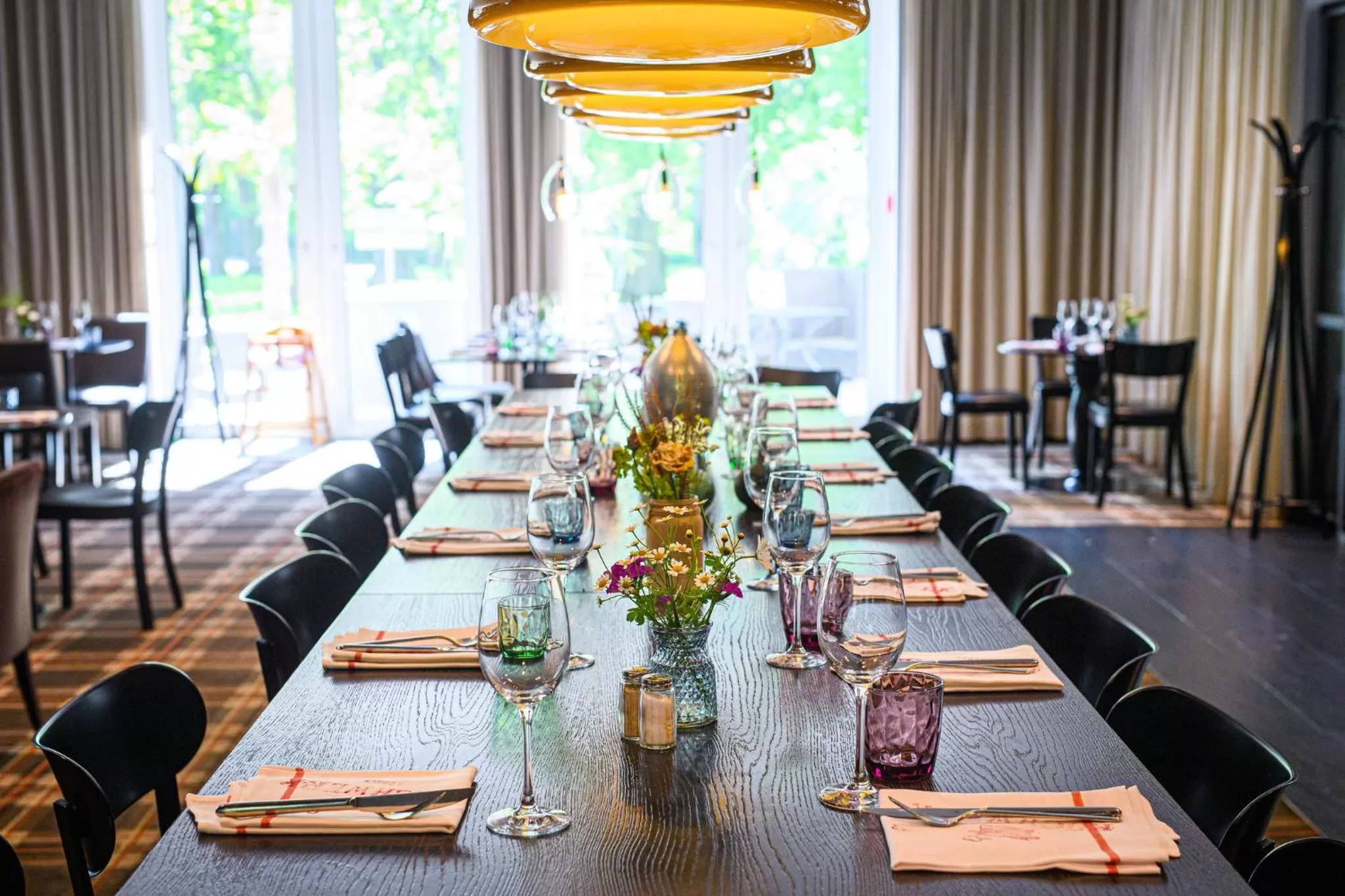 Restaurant/places to eat in Holiday Inn Lübeck by IHG