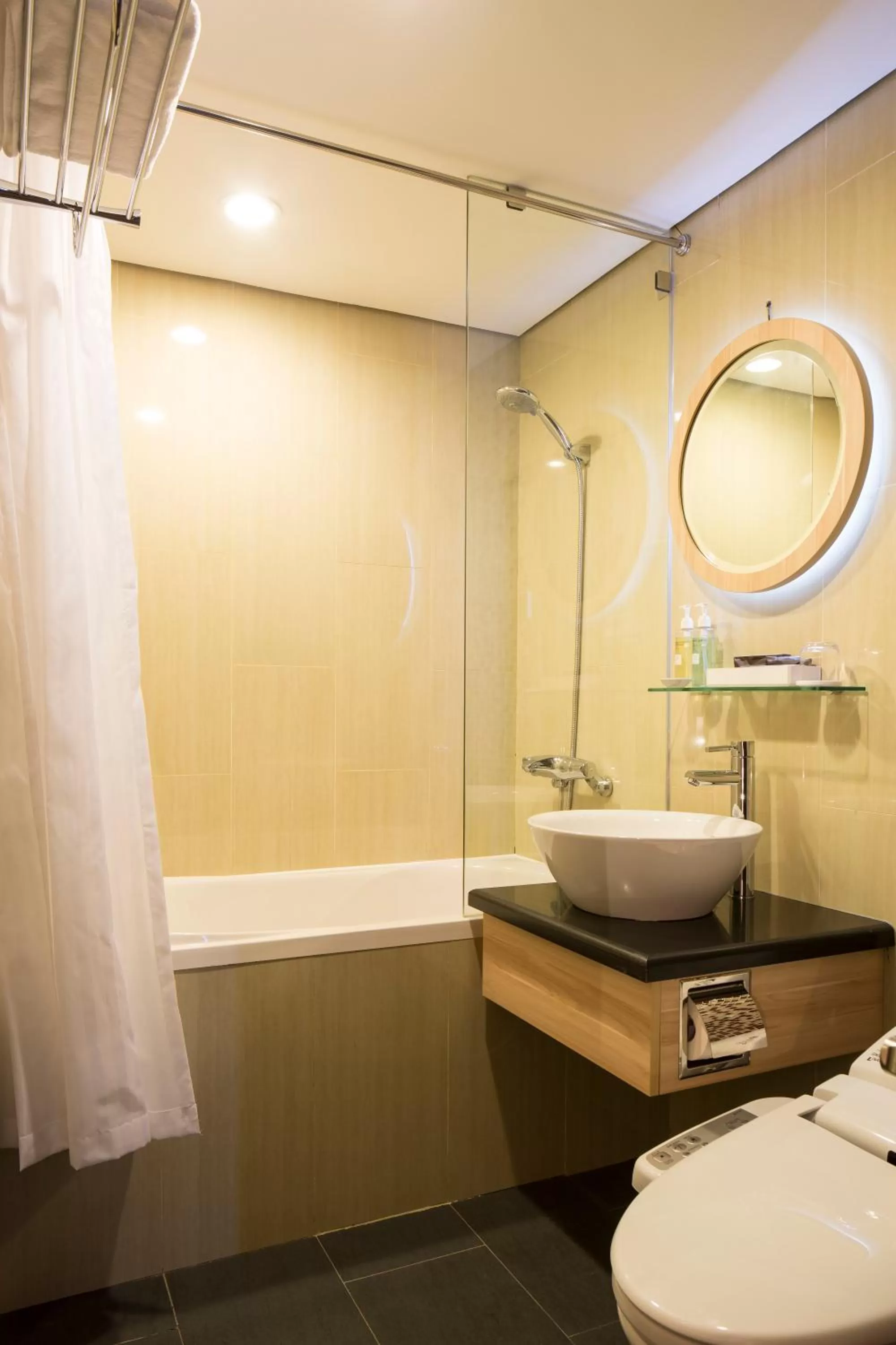 Shower in Kuretake Inn Kim Ma 132