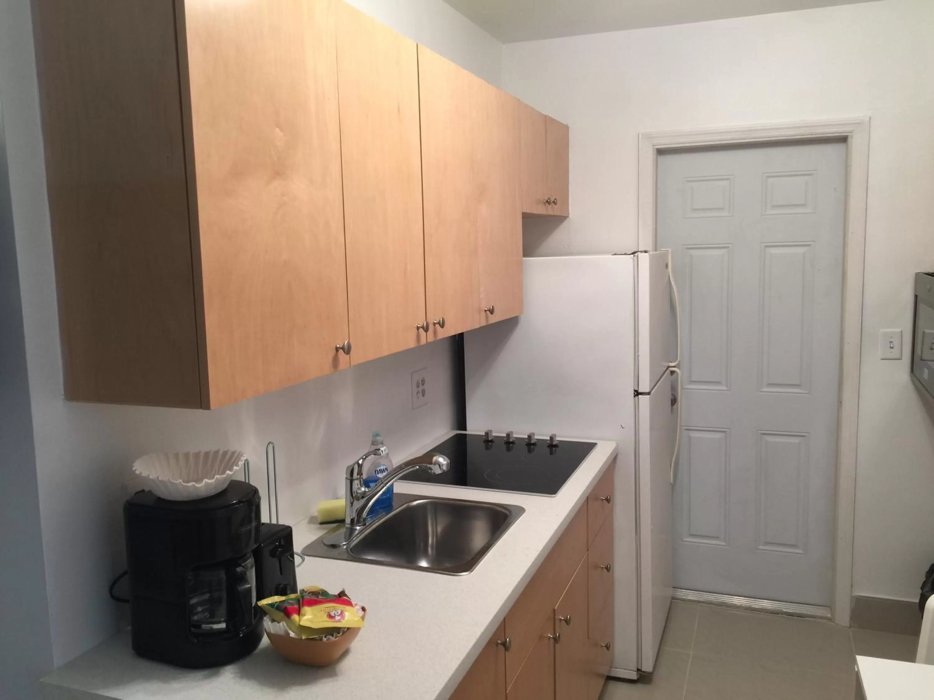 Kitchen or kitchenette in Pelican By The Sea