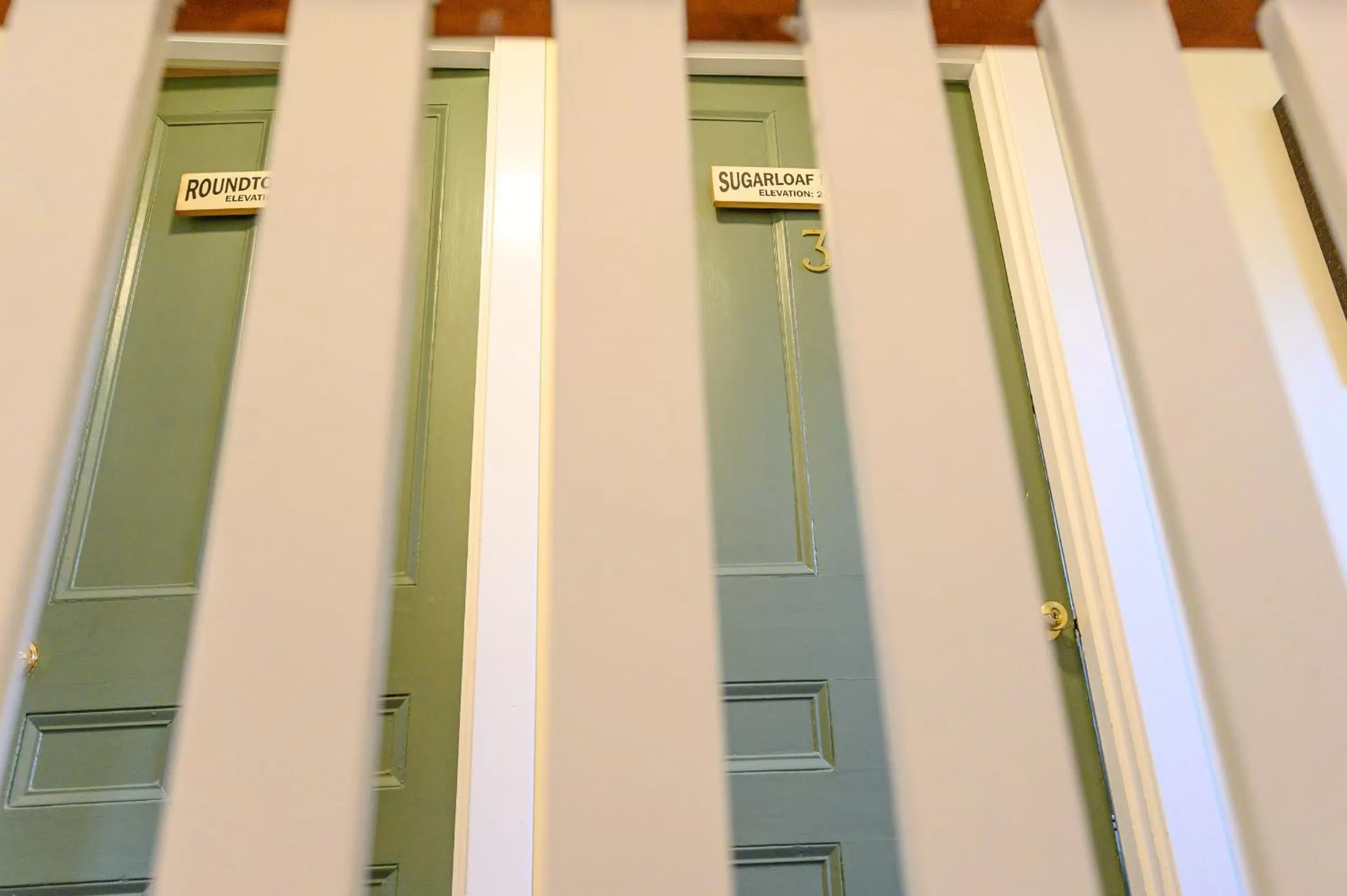 Decorative detail in Brass Lantern Inn