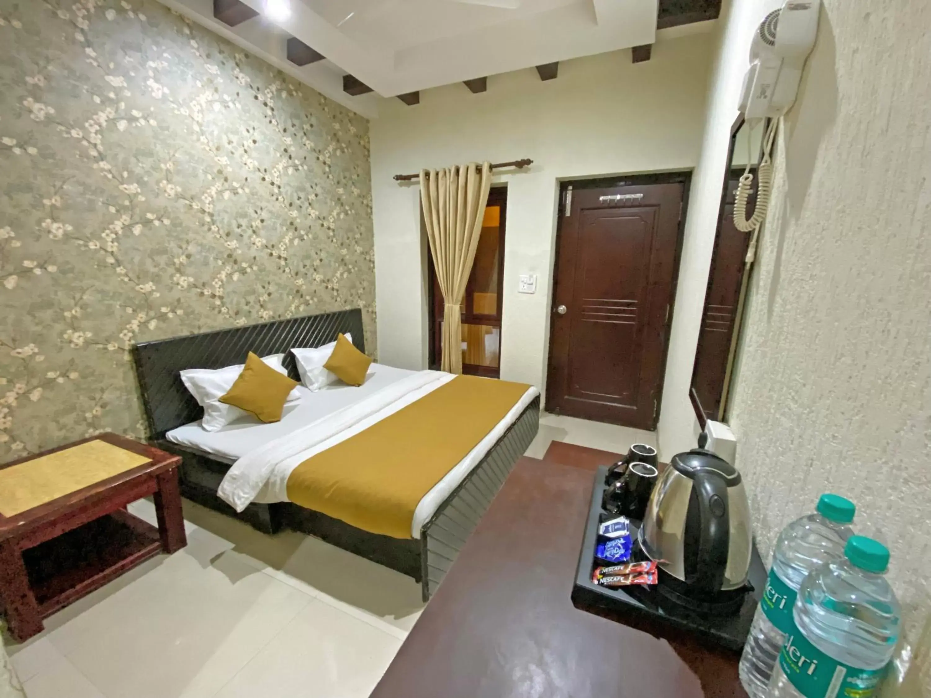 Family Suite in Hotel Nirvana Palace Rishikesh Family Suite in Hotel Nirvana Palace Rishikesh