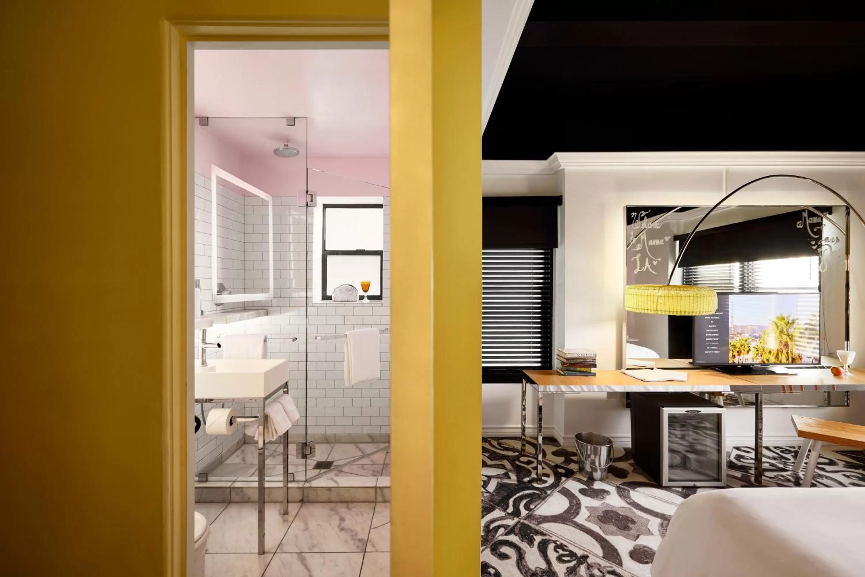 Bathroom in Mama Shelter Los Angeles