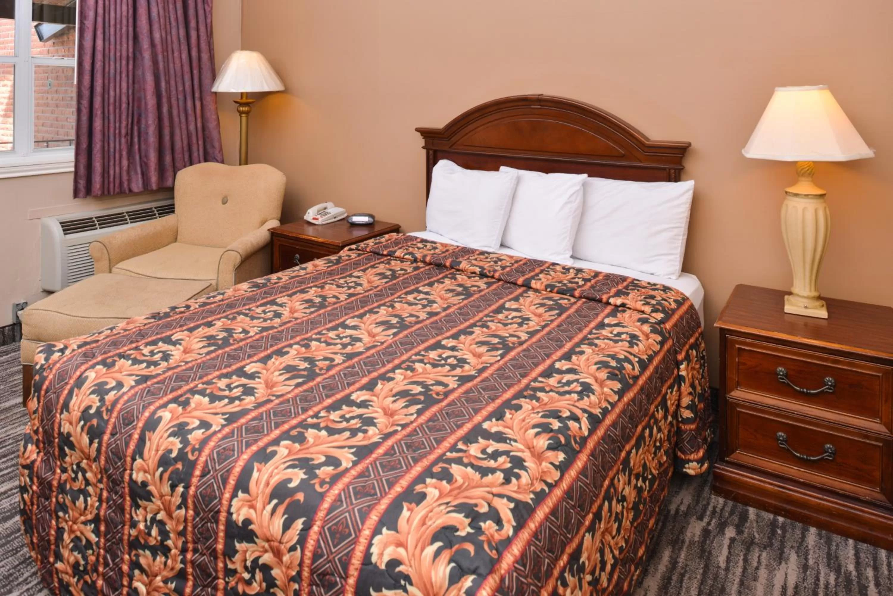 Bed in Ranch House Motel