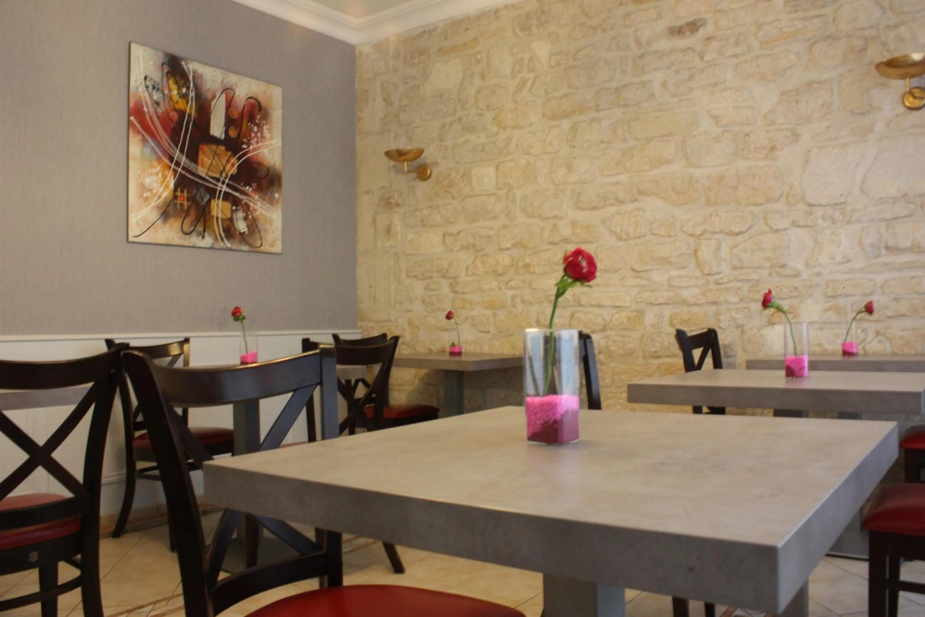 Restaurant/places to eat in Hotel Excelsior