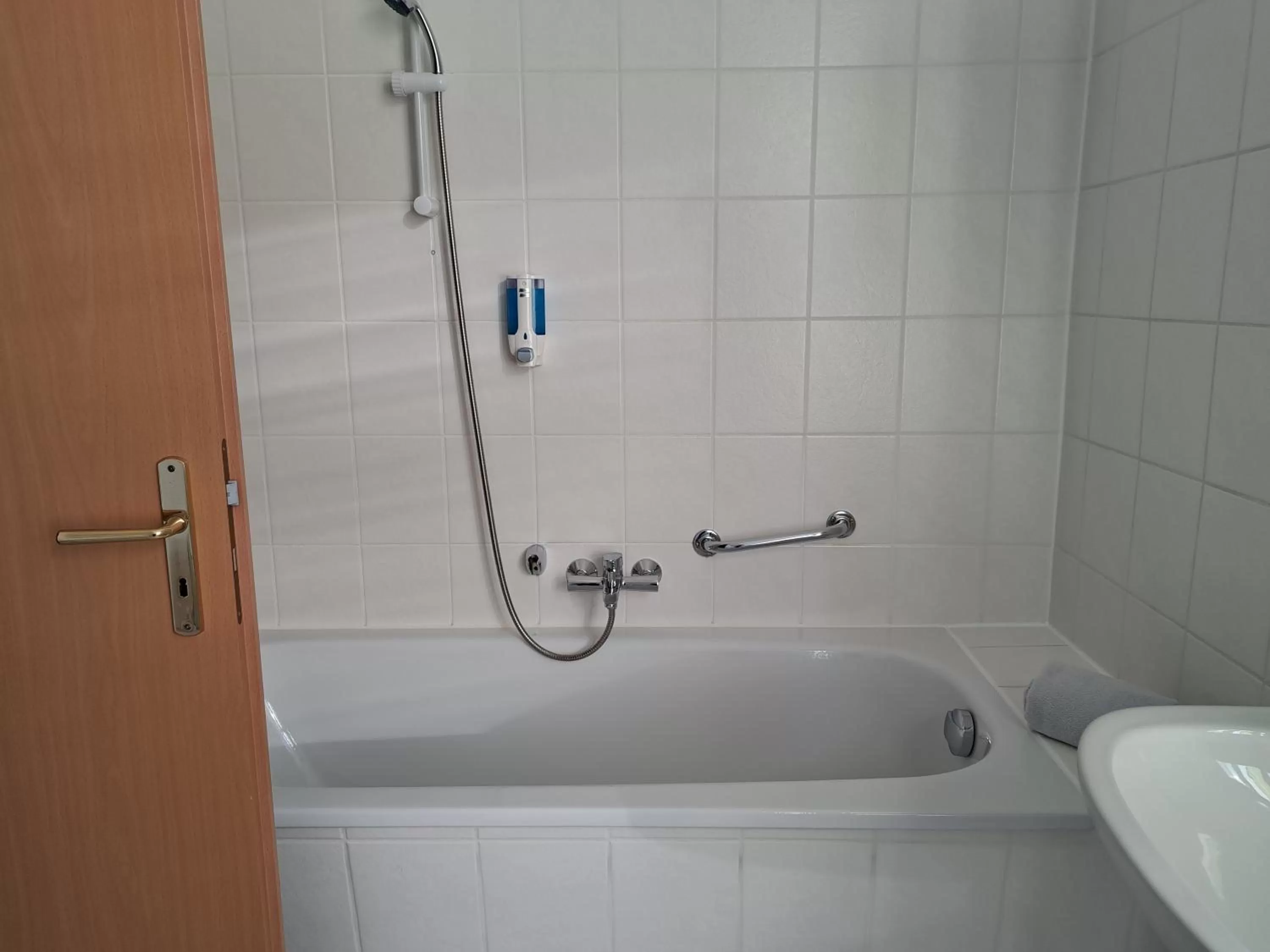 Bathroom in Apartment-Hotel Schillerplatz