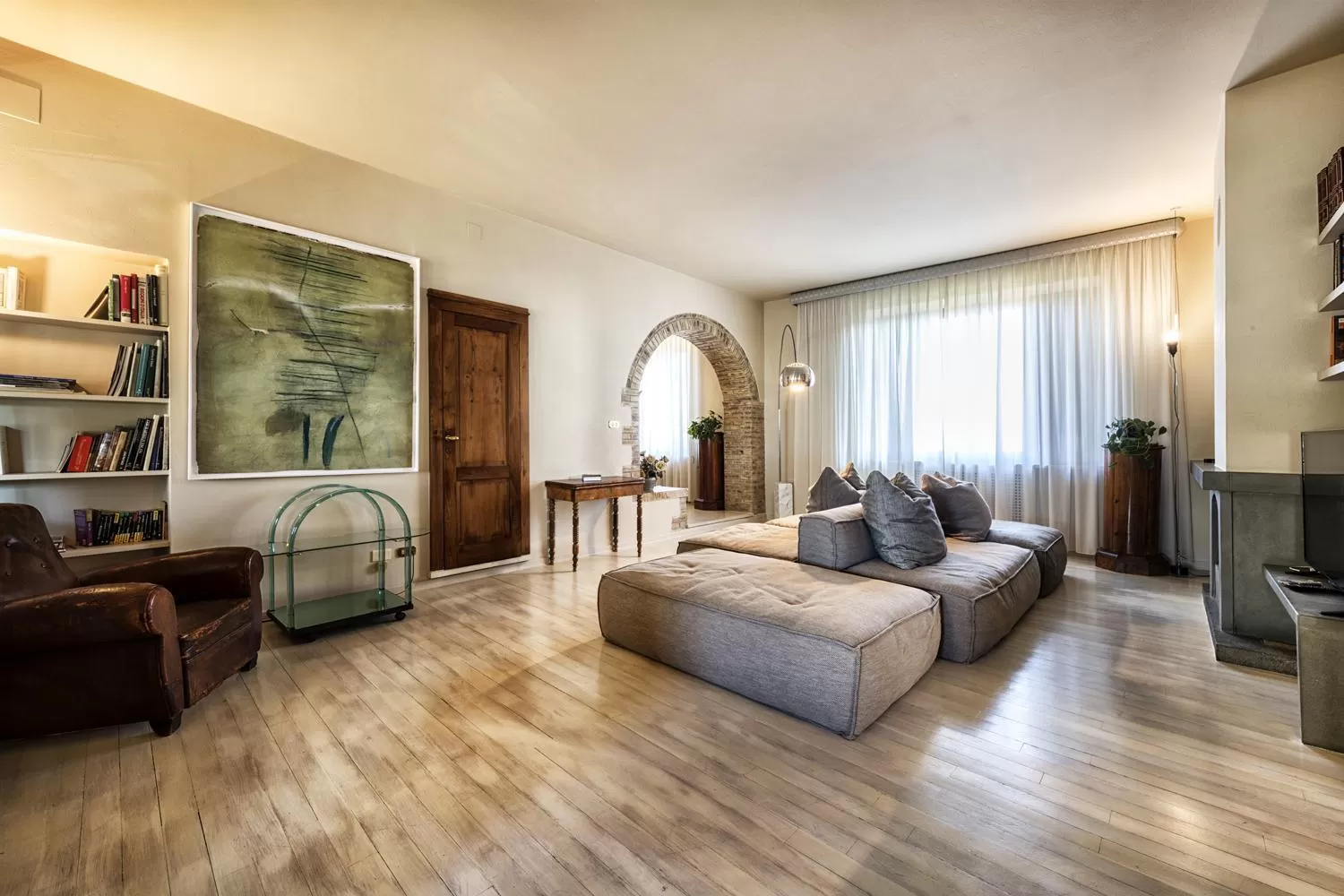 Communal lounge/ TV room, Seating Area in Drogheria e Locanda Franci