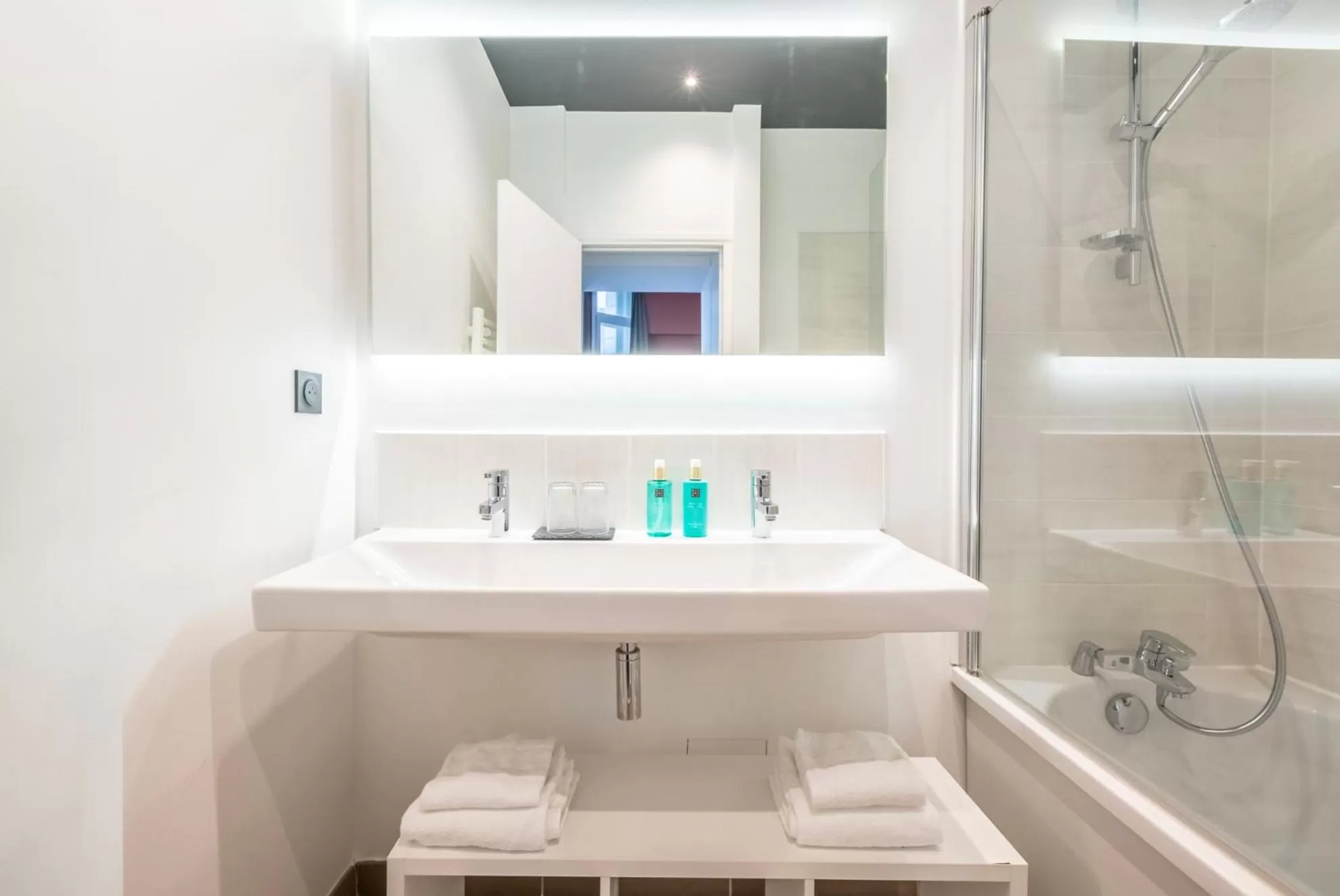 Bedroom in Au Chat Qui Dort Lille - Villa Gounod