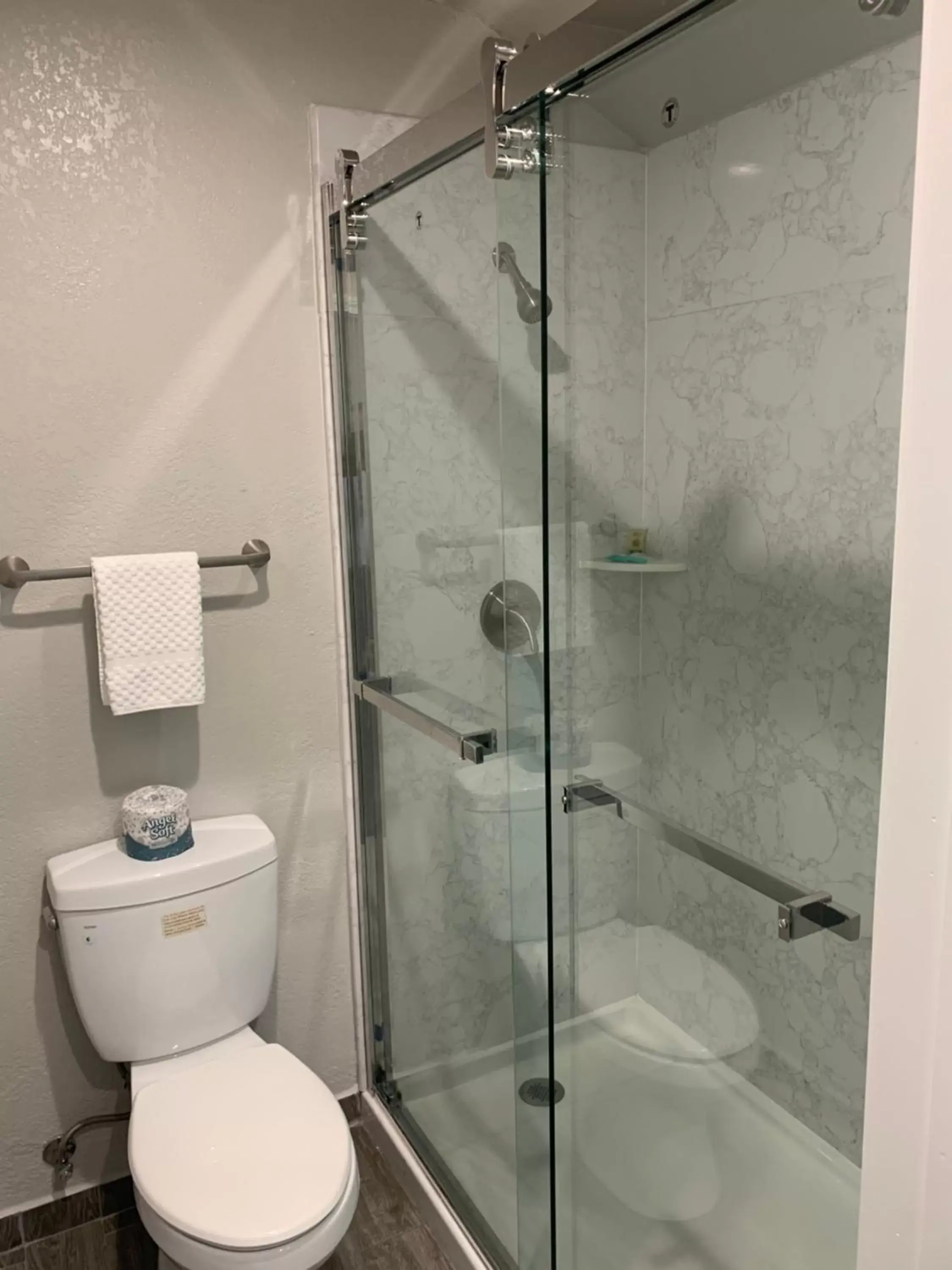 Deluxe Double Room in Elmwood Motel Deluxe Double Room in Elmwood Motel