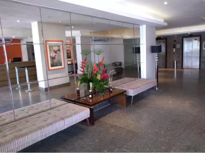 Golden Flat Beira Mar 1655