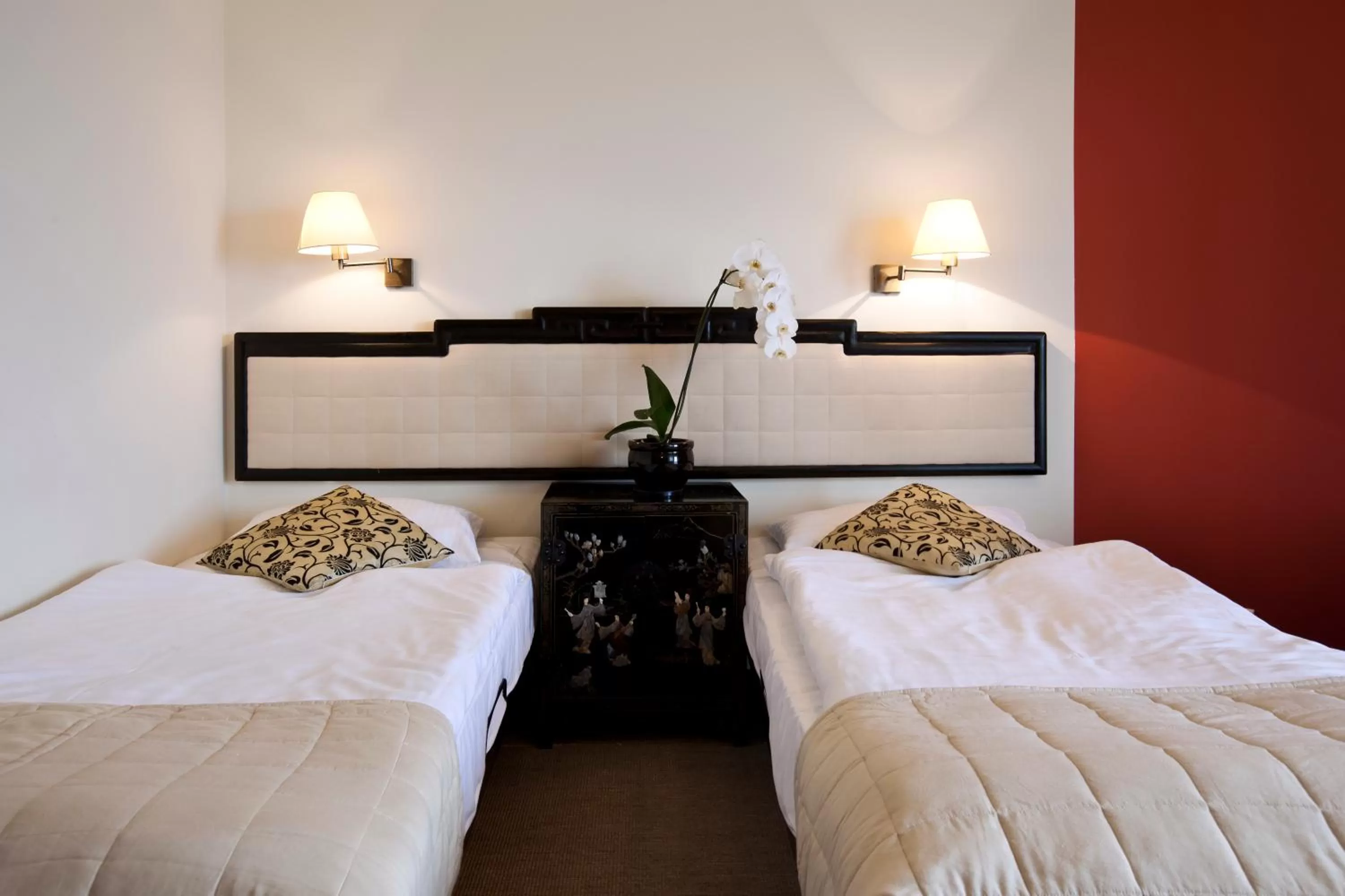 Bed in Hotel Zhong Hua