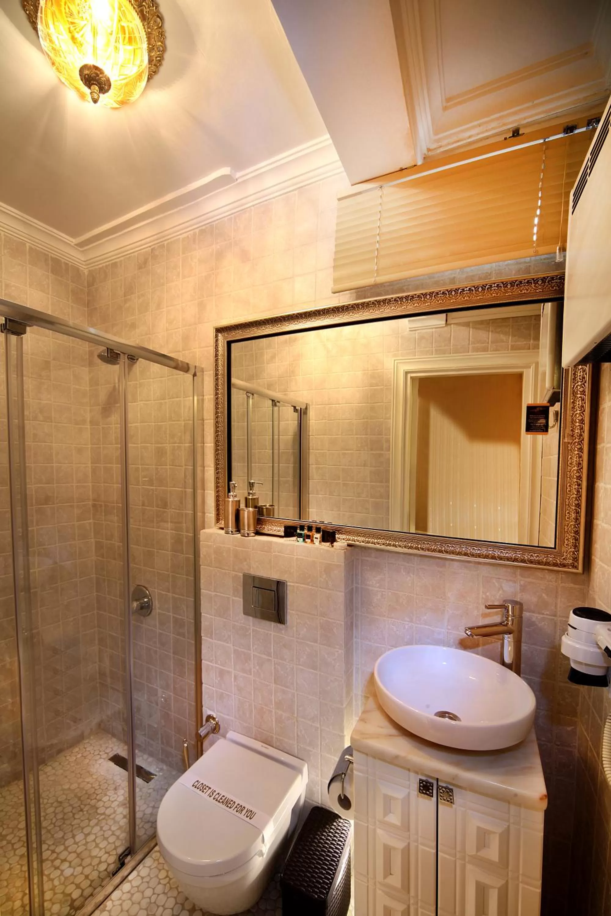 Bathroom in Sultan Tughra Hotel