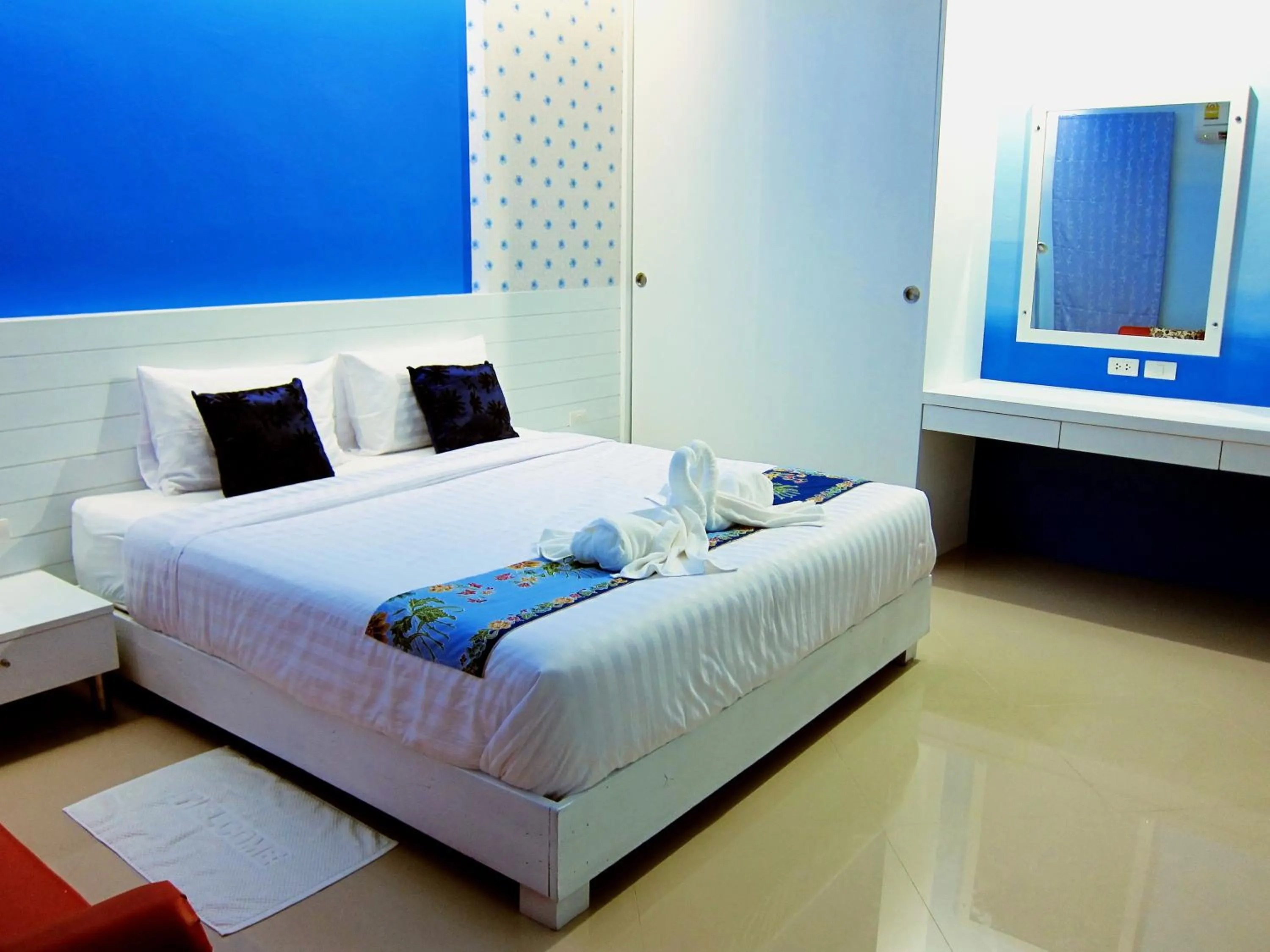 Bedroom, Bed in Forest Bungalows & Mama's Restaurant