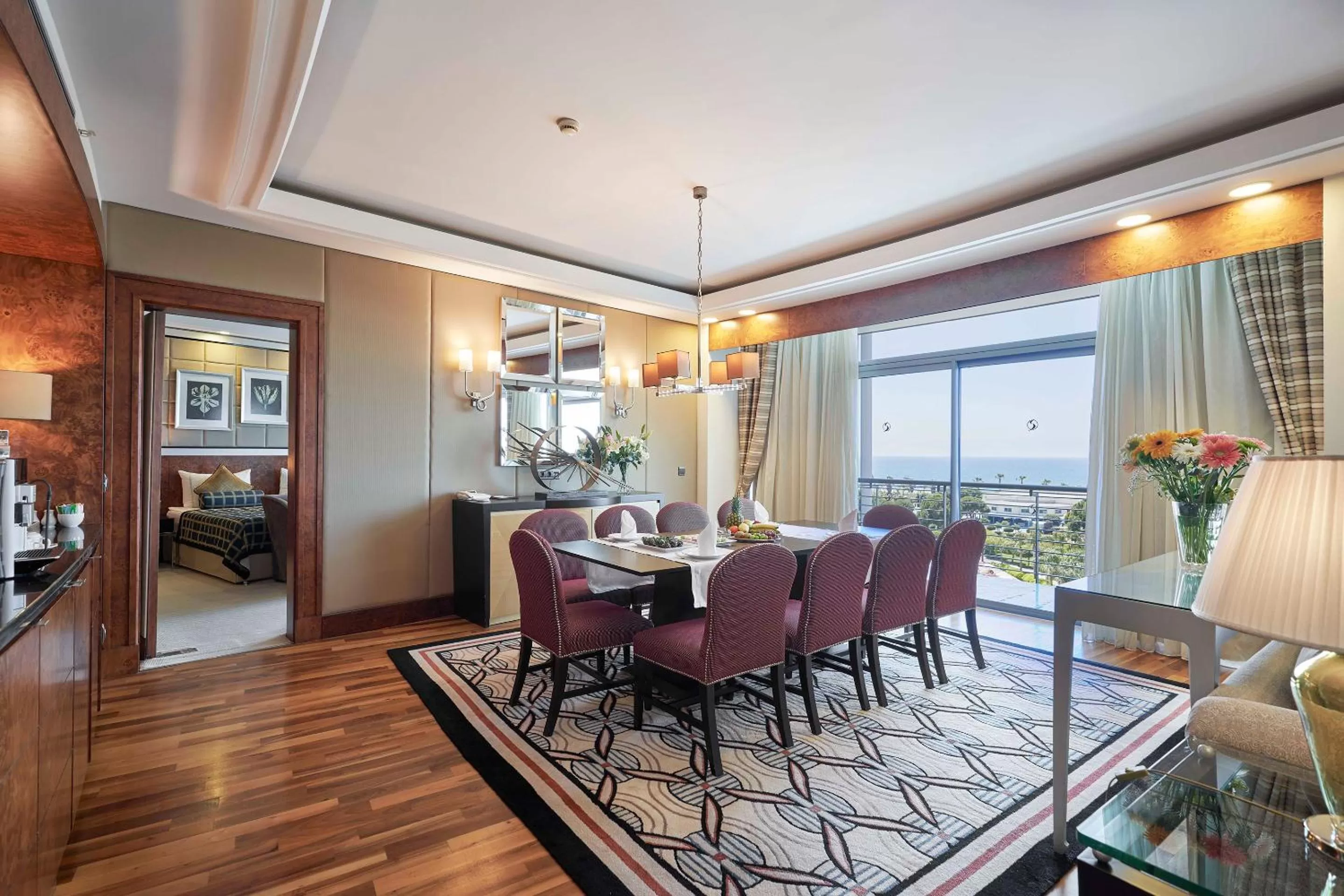 Dining area in Calista Luxury Resort