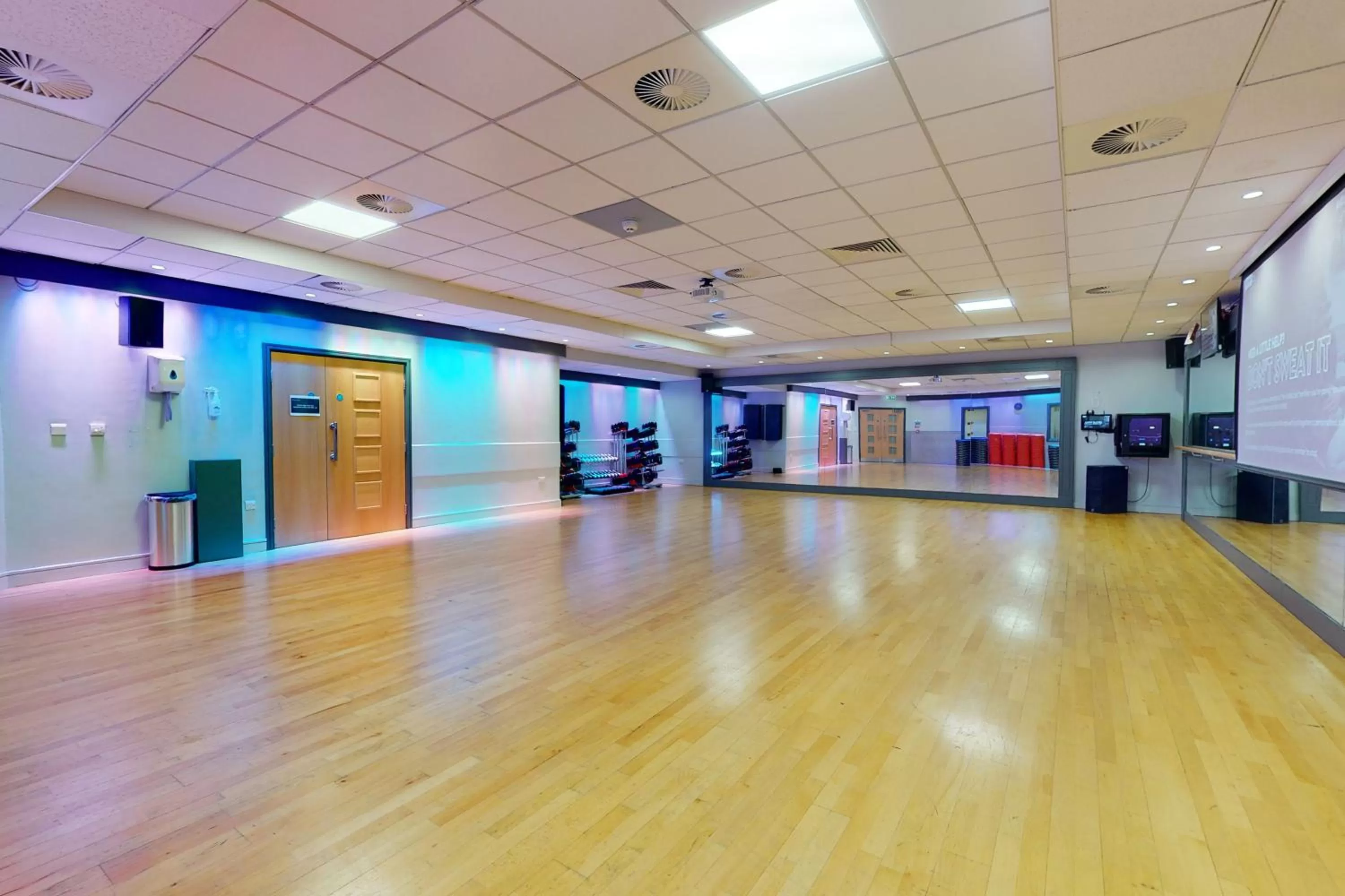 Fitness centre/facilities in Village Hotel Hull
