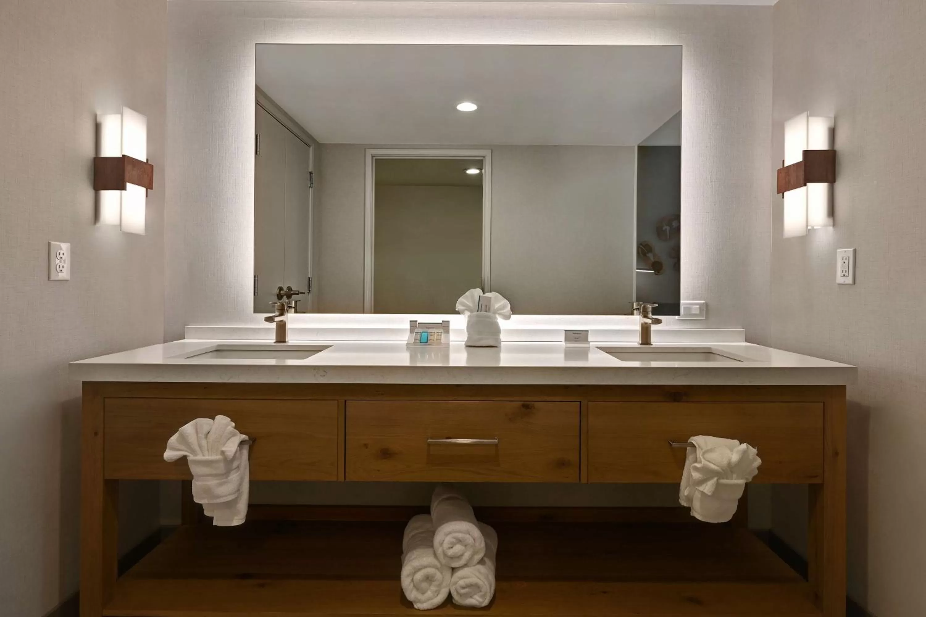 Bathroom in Hilton Garden Inn Boise / Eagle