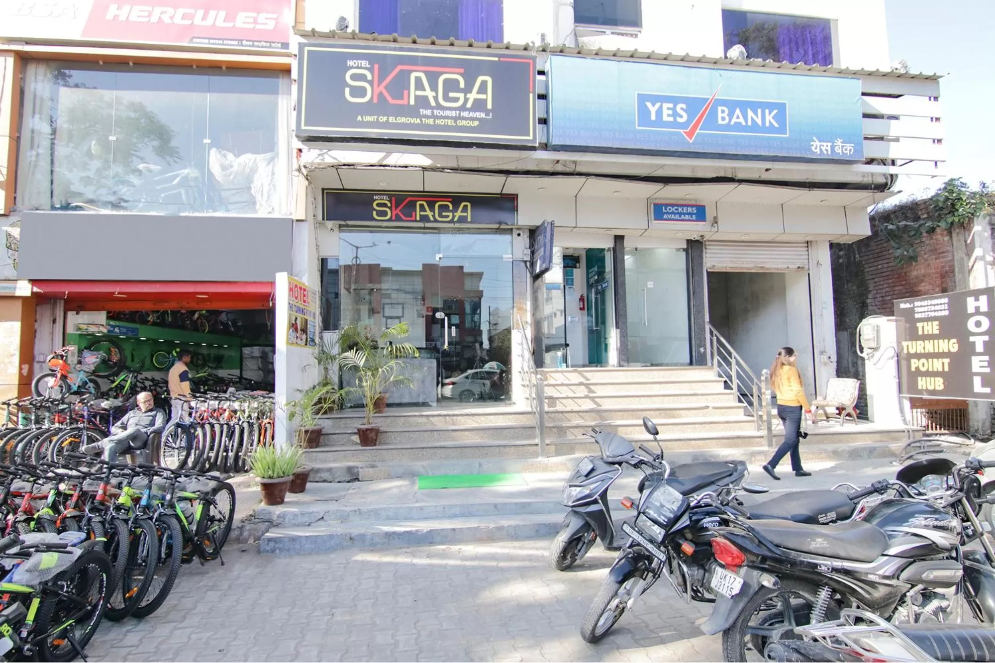 Facade/entrance in FabHotel Skaga