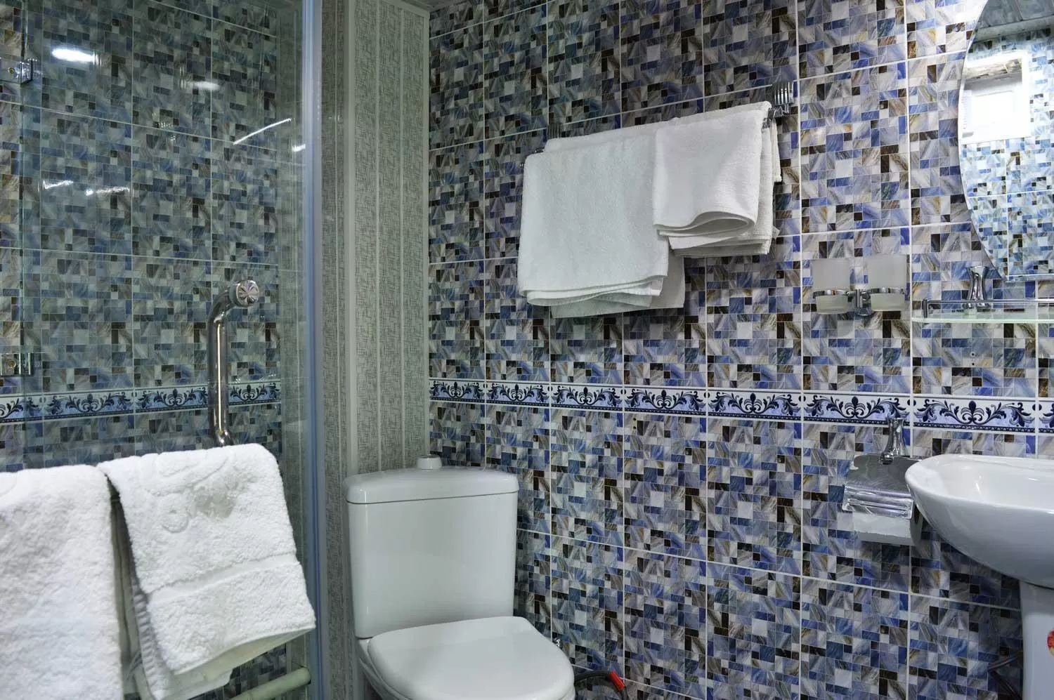 Toilet, Bathroom in Jahongir Guest House