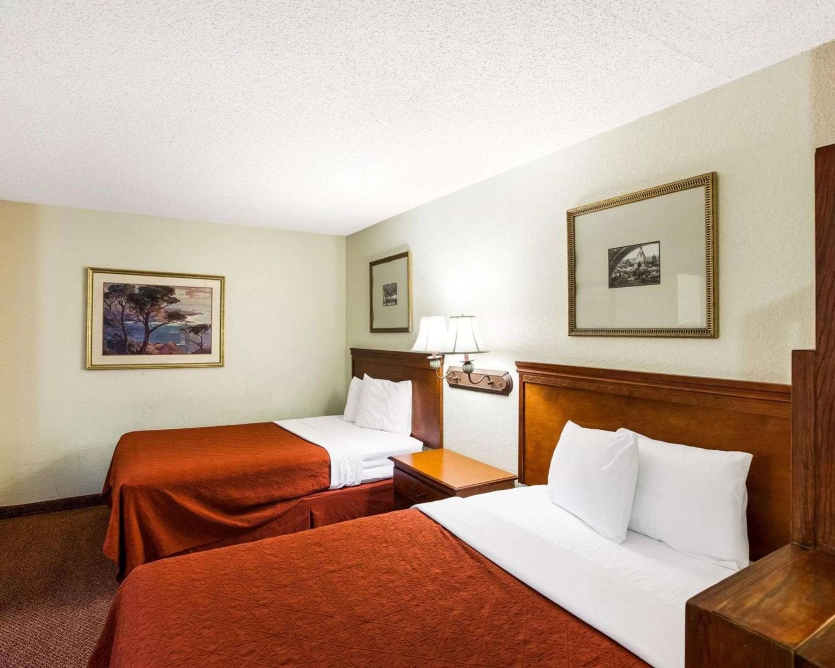 Photo of the whole room in Rodeway Inn & Suites South of Fiesta Park