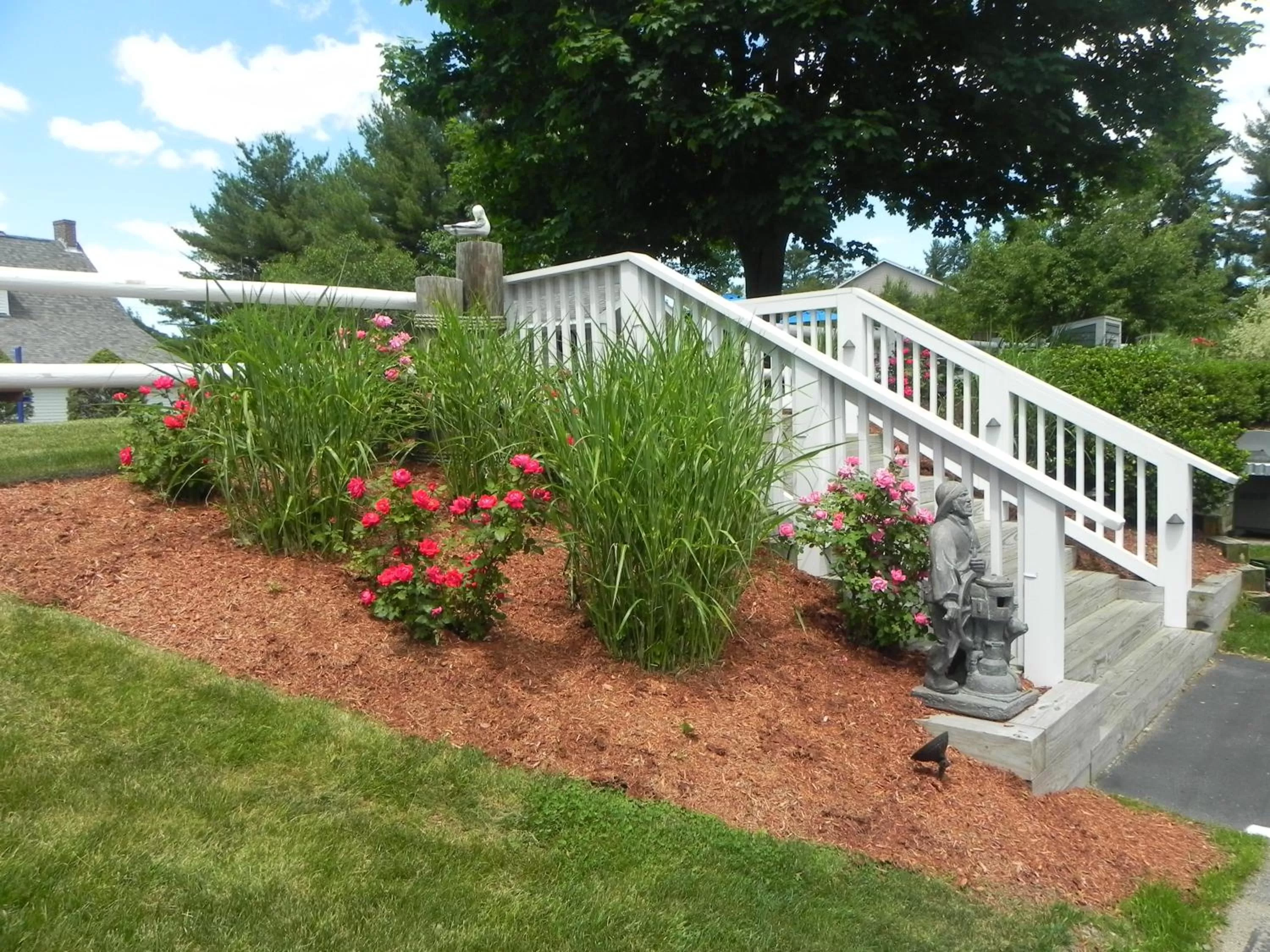 Property building in Elmwood Resort Hotel