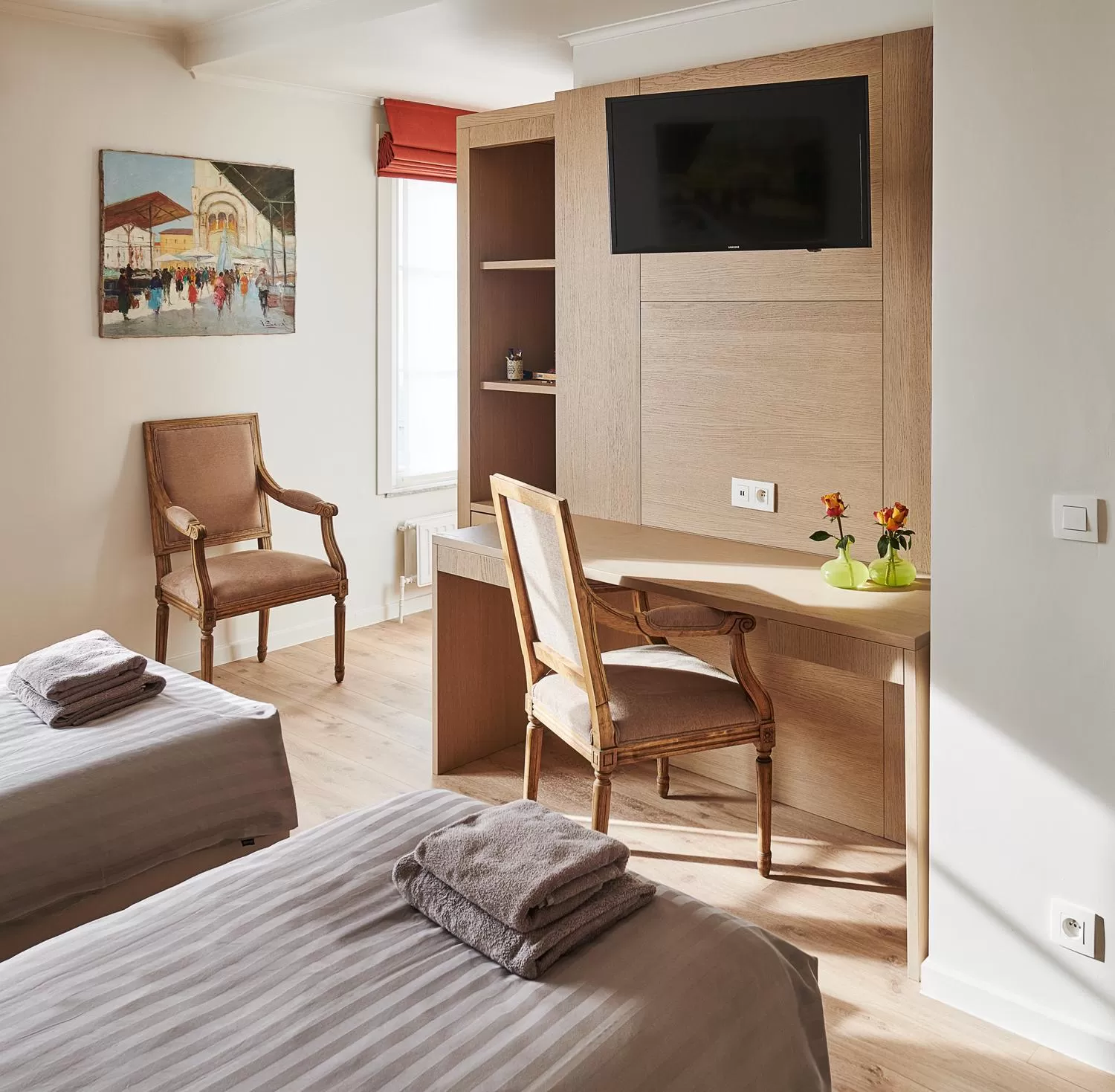 TV and multimedia, Bed in Hotel Royal Astrid