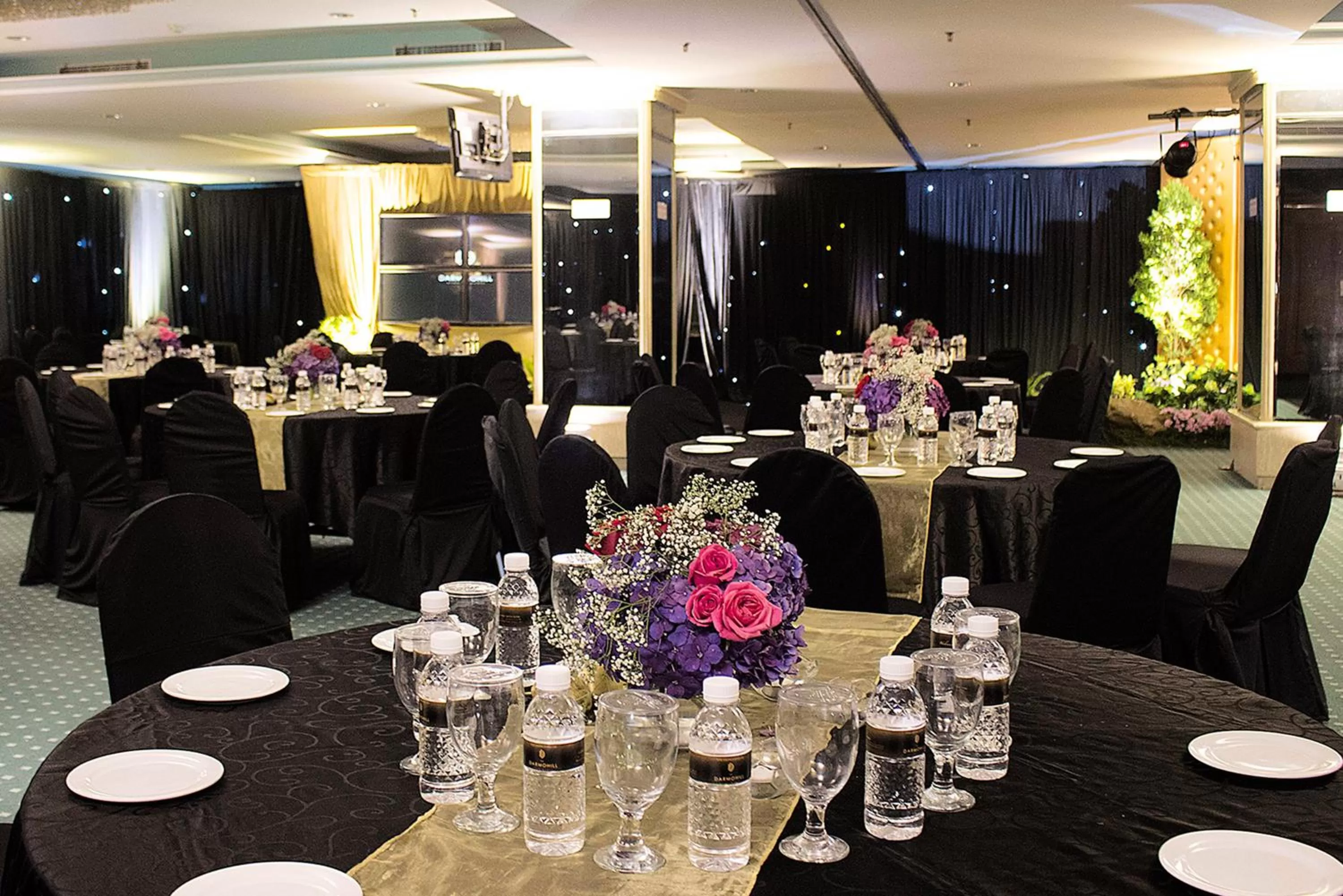 Banquet/Function facilities in Tunjungan Hotel