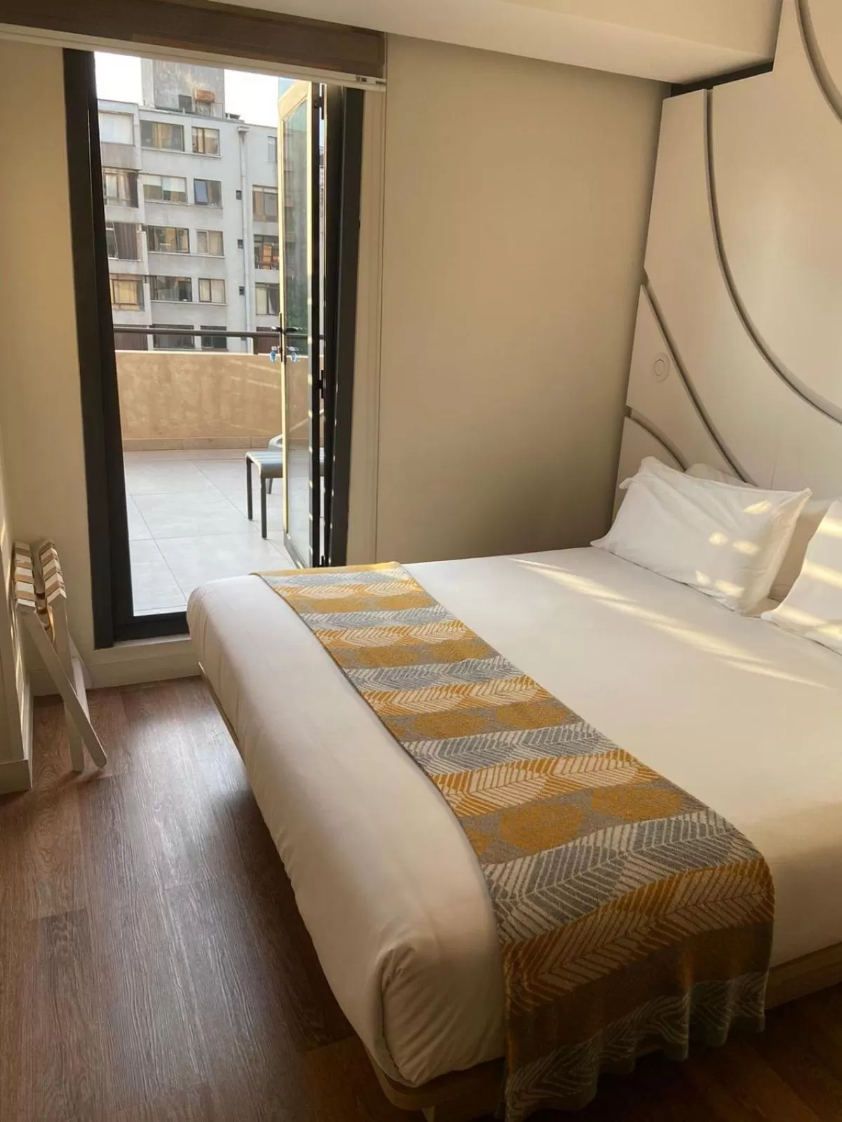 Bedroom, Bed in Hotel Nodo - El hotel que respira