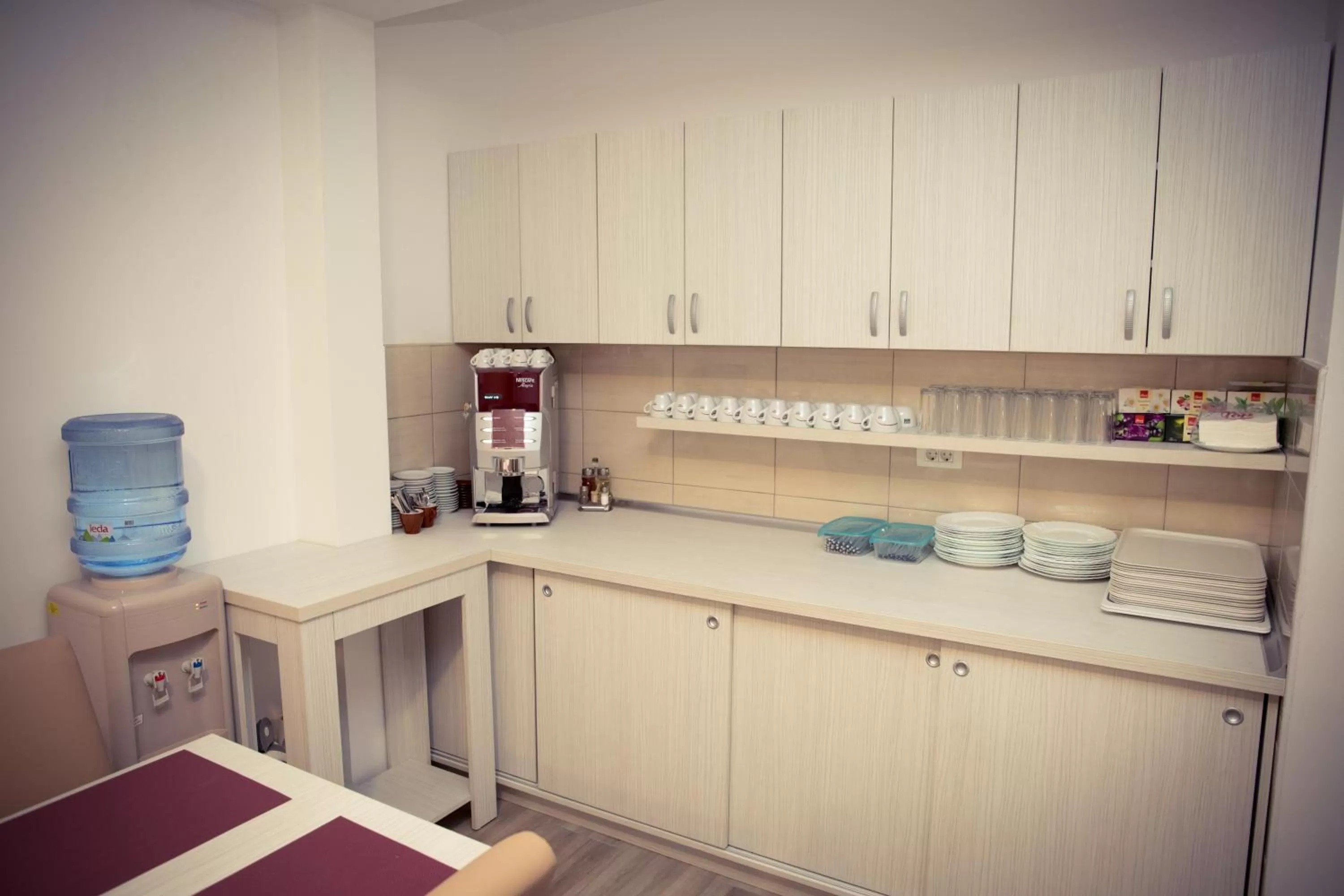 Restaurant/places to eat in Villa Bojcic