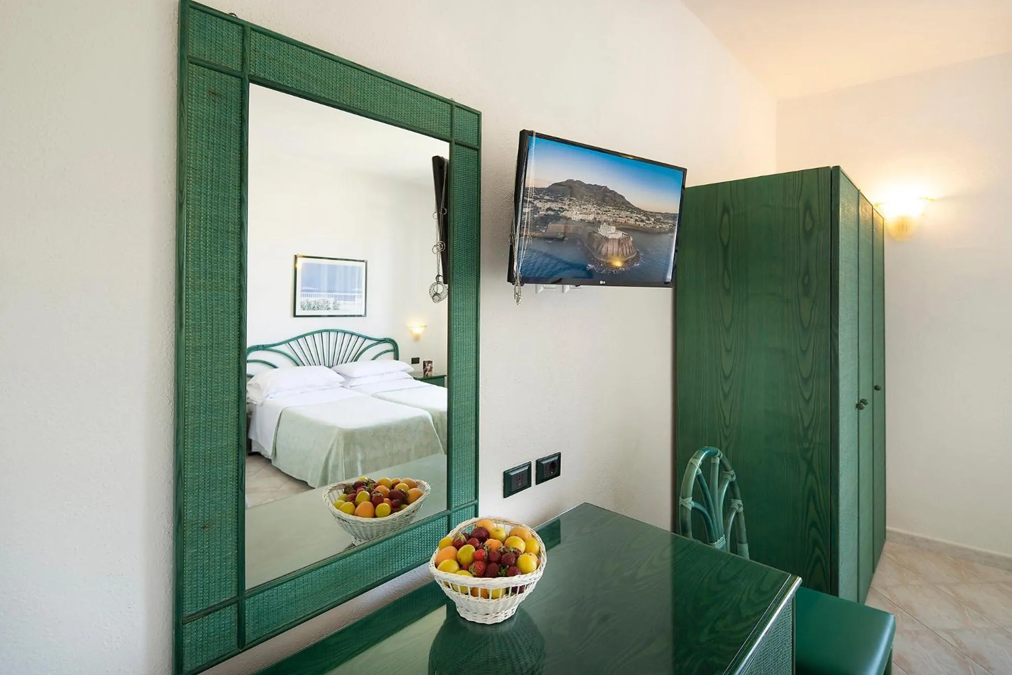 Bed in Hotel Terme Royal Palm