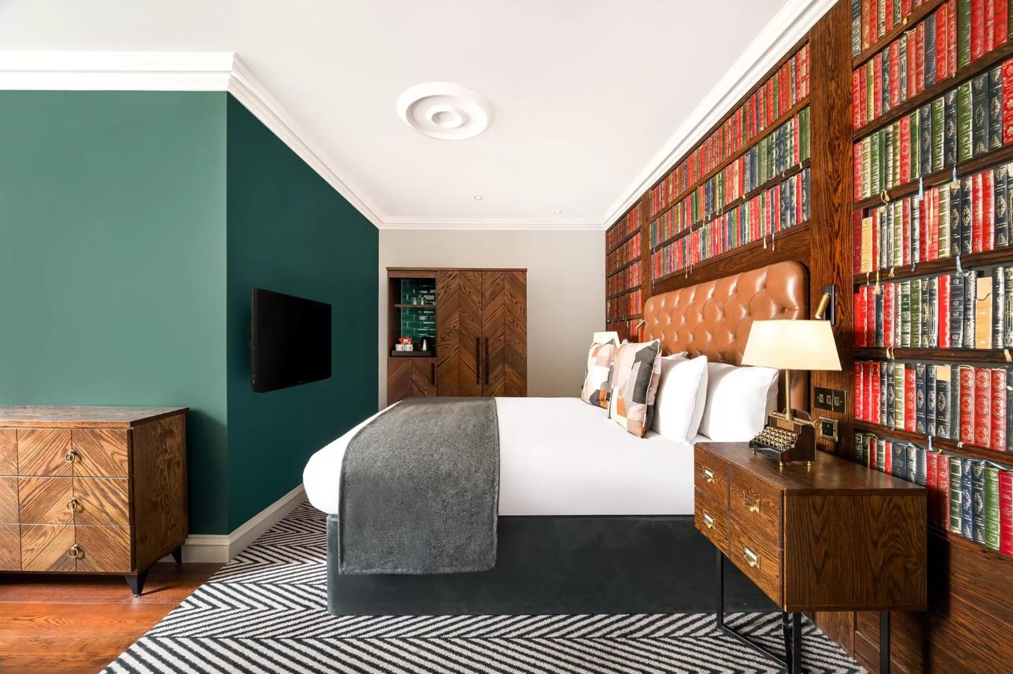 Photo of the whole room, Bed in Hotel Indigo - Edinburgh - Princes Street by IHG