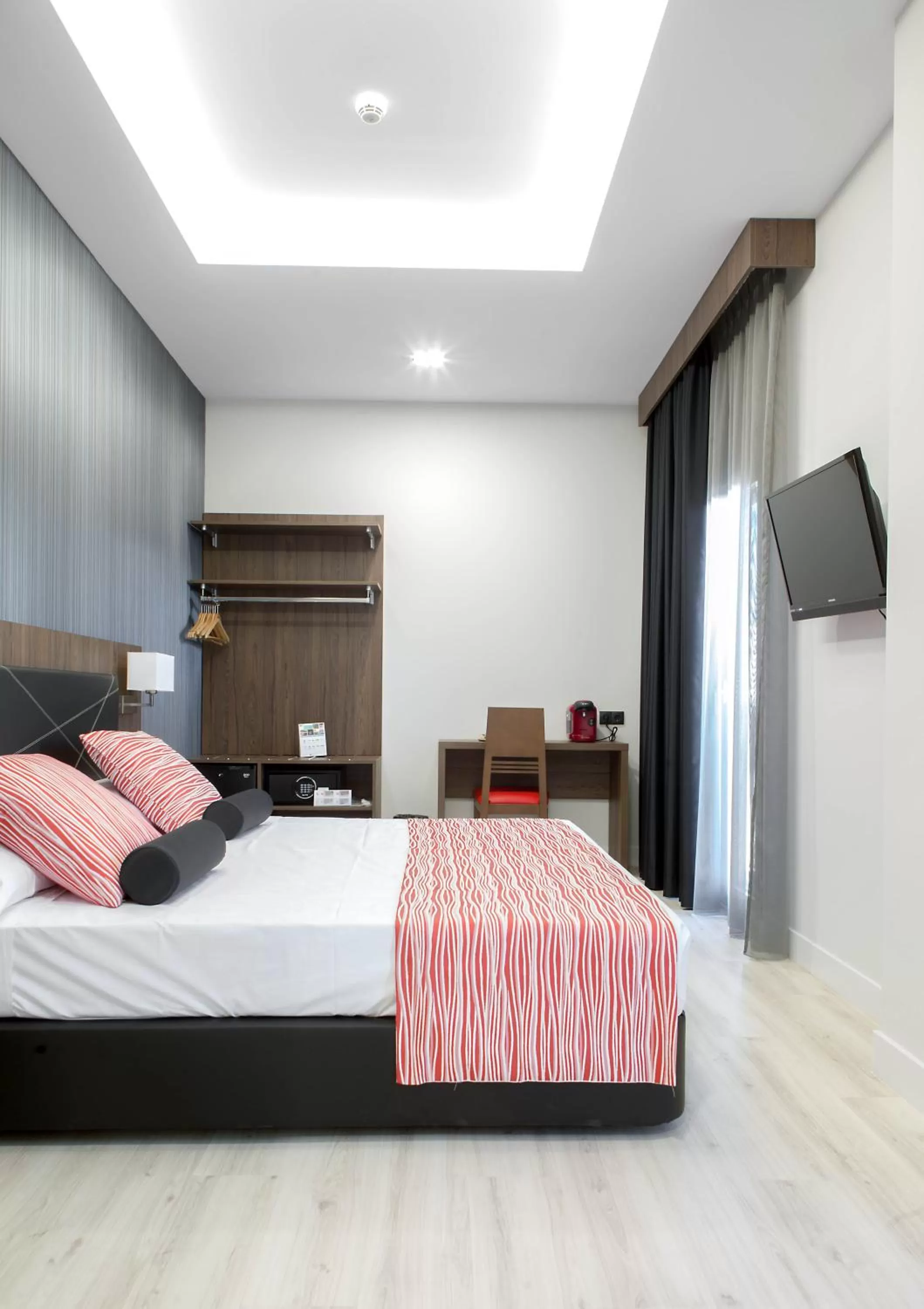 Bedroom, Bed in Itaca Artemisa by Soho Boutique