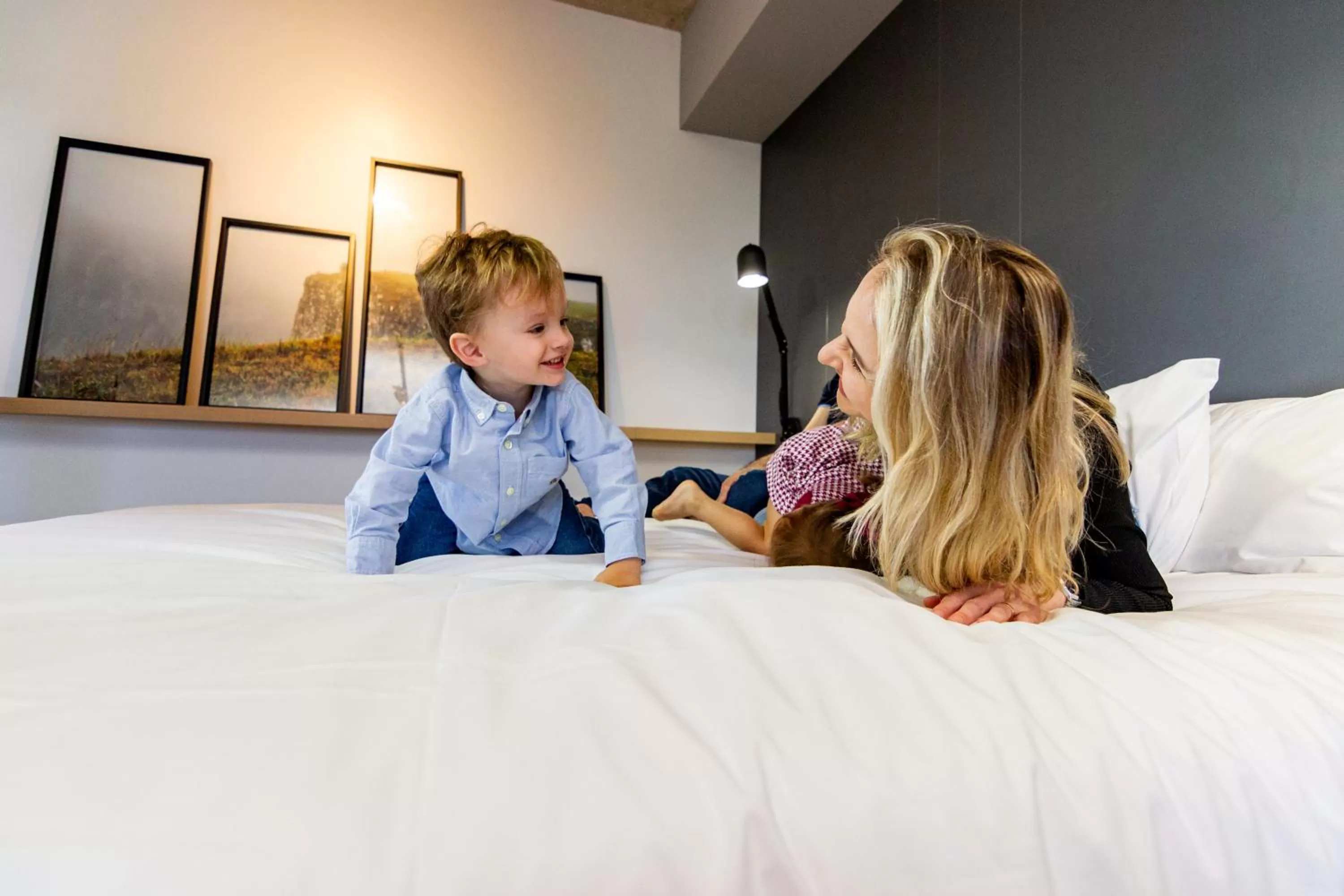 children, Bed in Novotel Criciuma