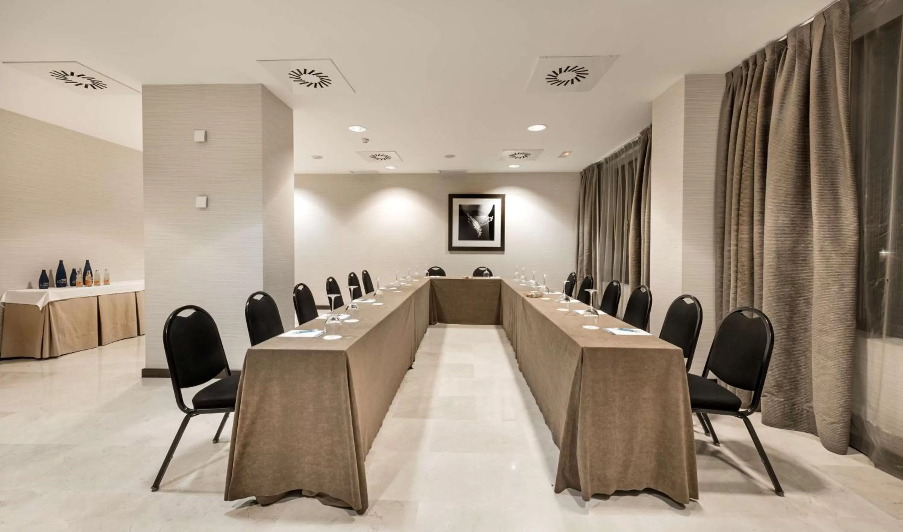 Meeting/conference room in NH Valladolid Bálago