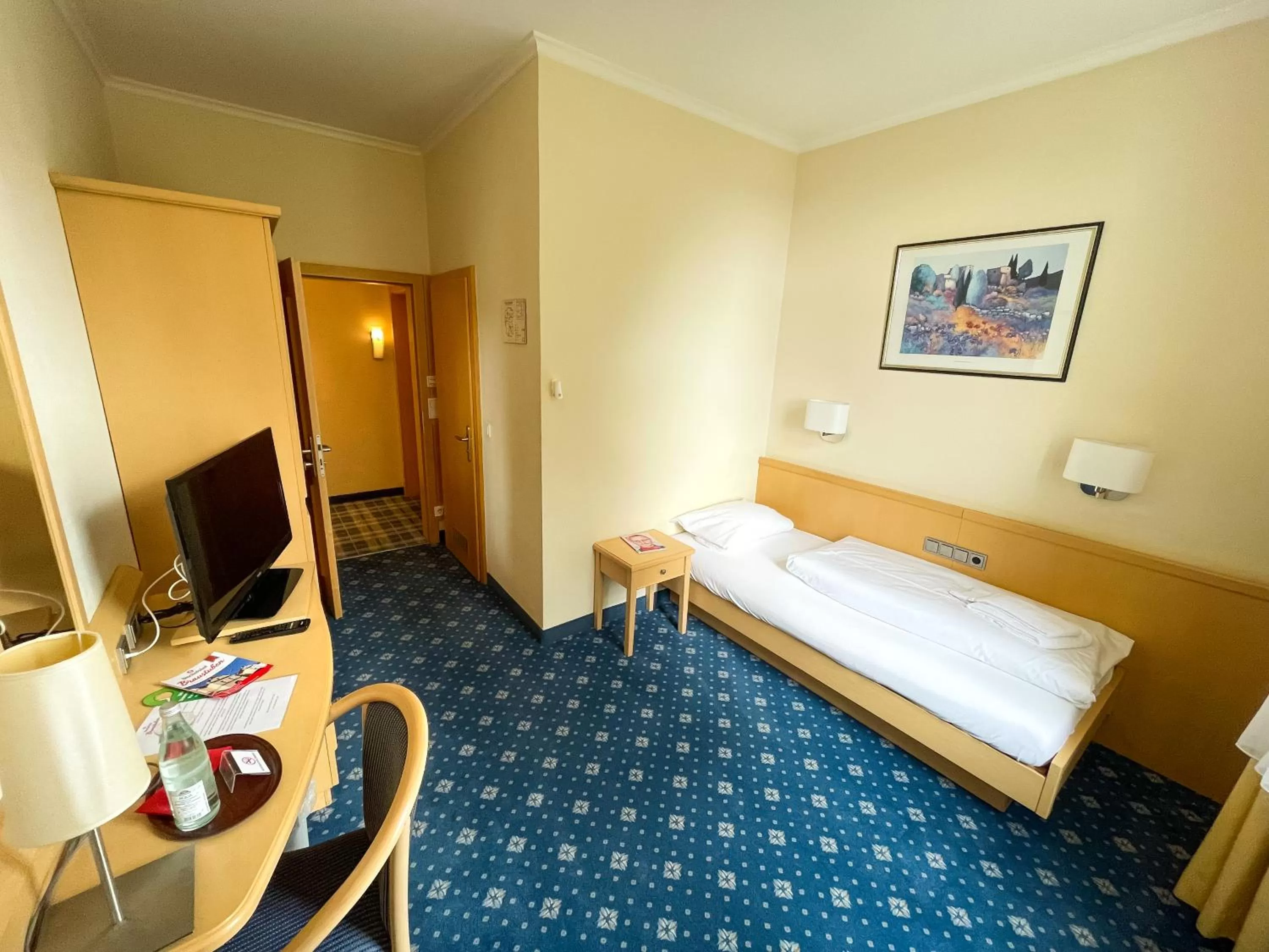 Photo of the whole room, Bed in Bischofshof Braustuben