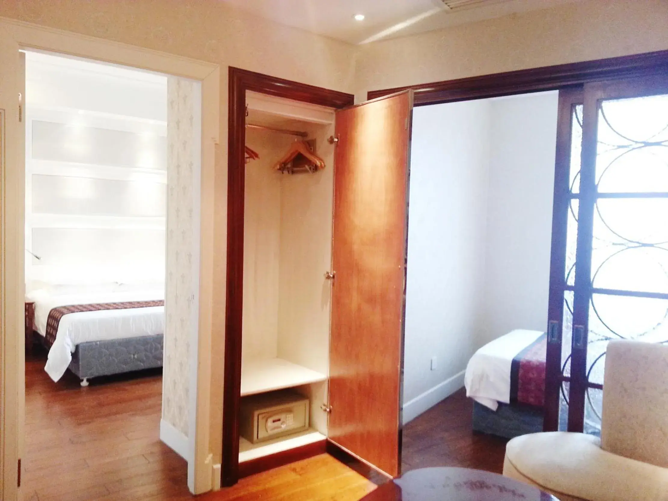 Family Suite in Seventh Heaven Hotel Family Suite in Seventh Heaven Hotel