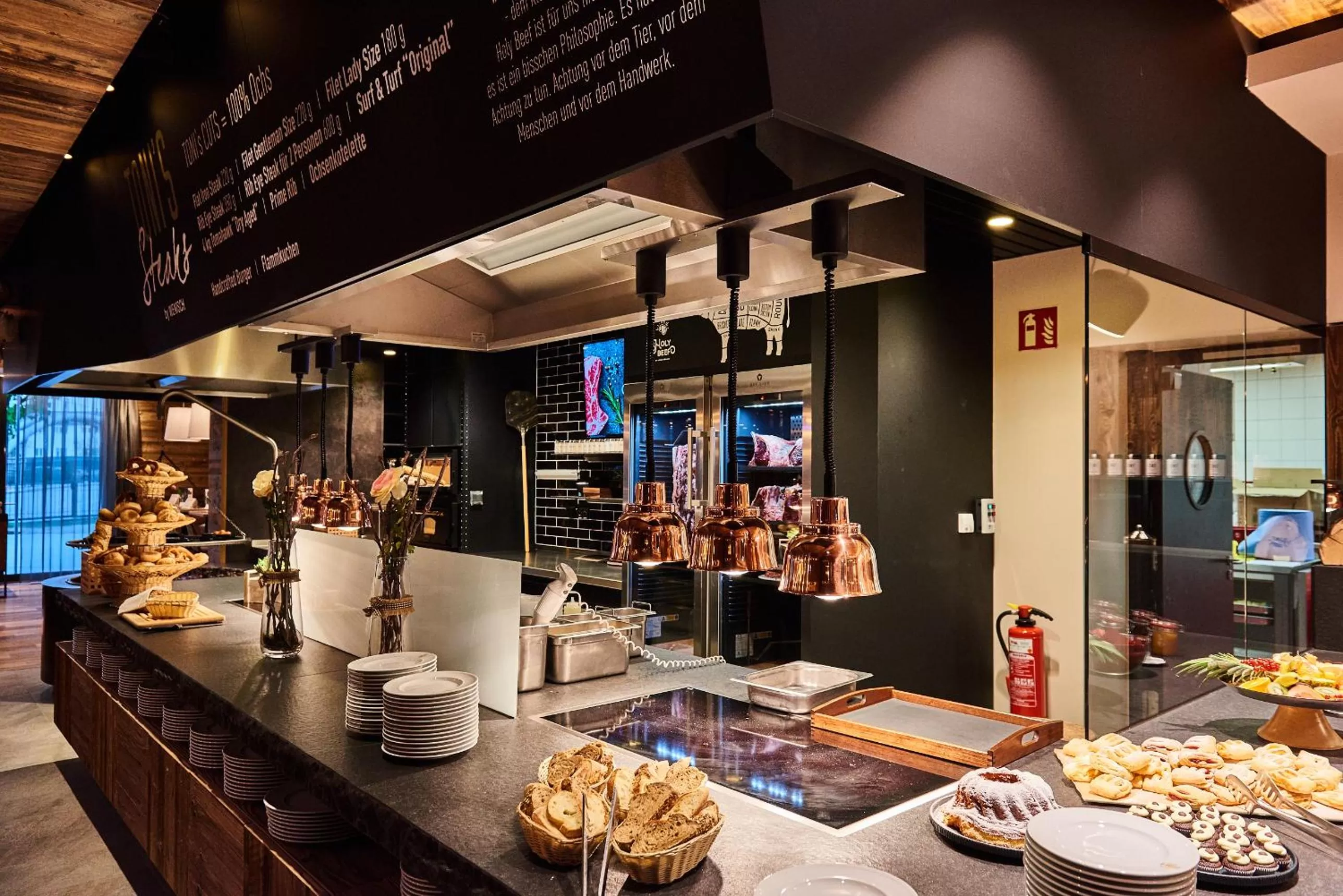 Buffet breakfast in Genusshotel Wenisch