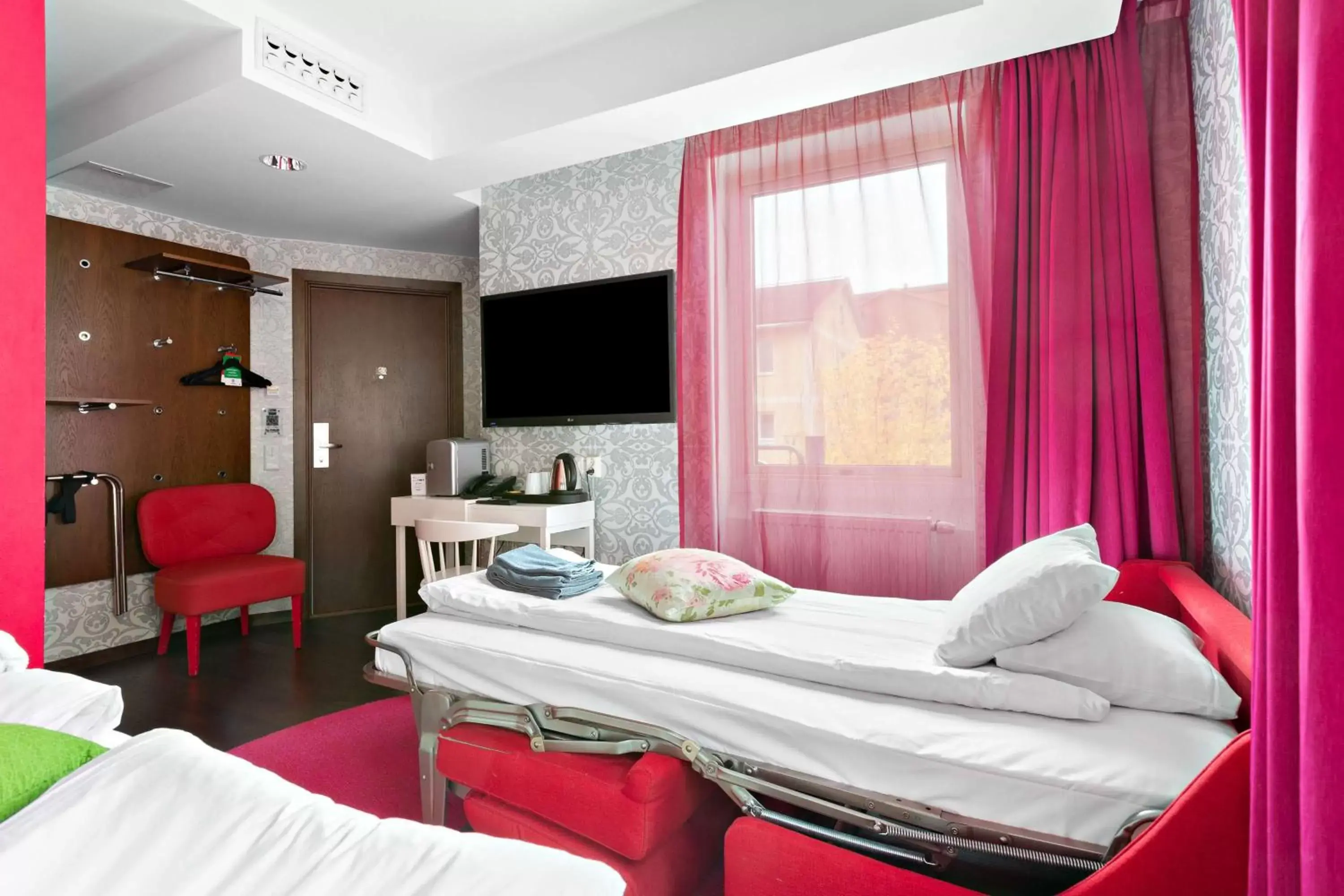 King Suite with Sofa Bed in Best Western The Public Hotel King Suite with Sofa Bed in Best Western The Public Hotel