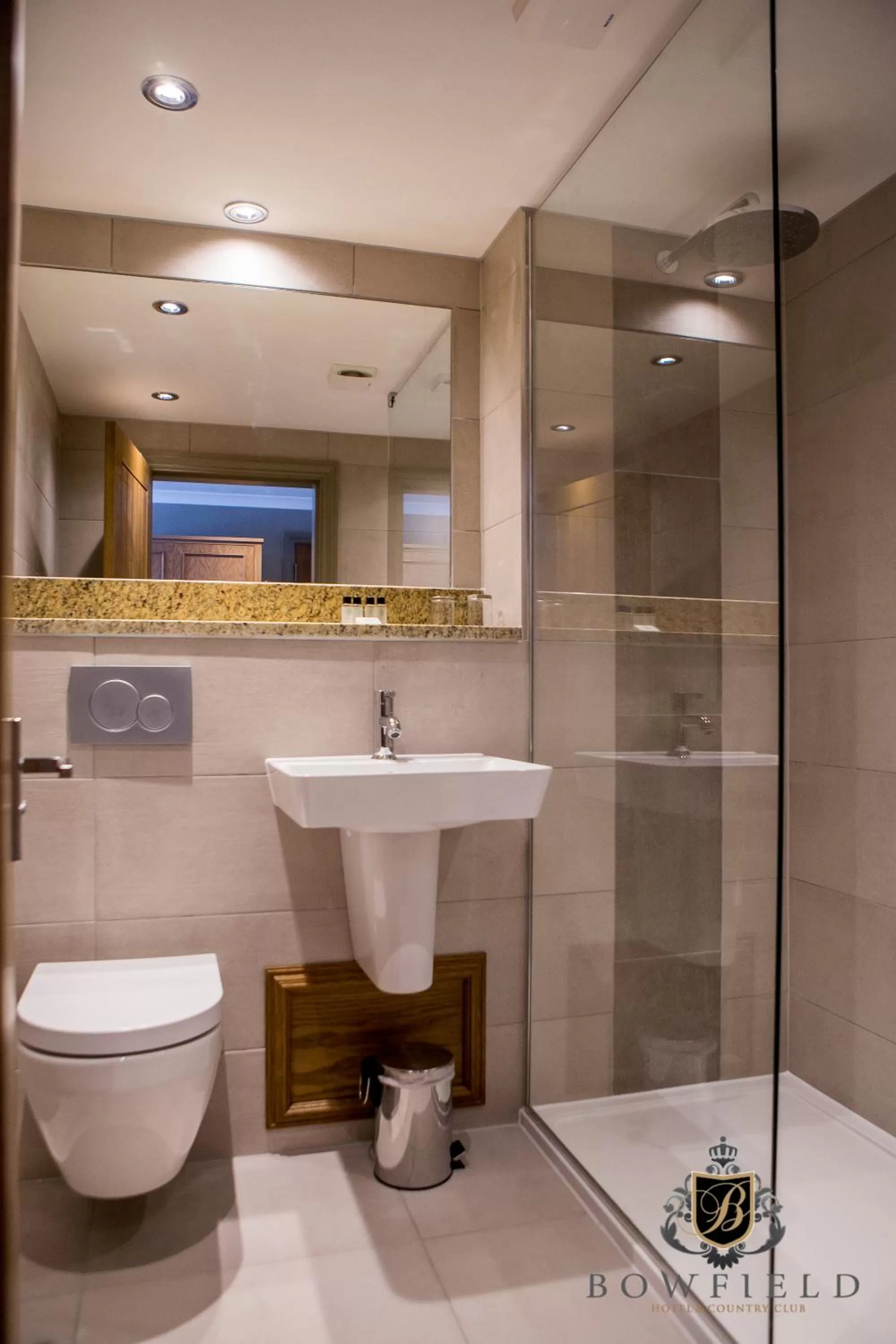 Bathroom in Bowfield Hotel and Spa