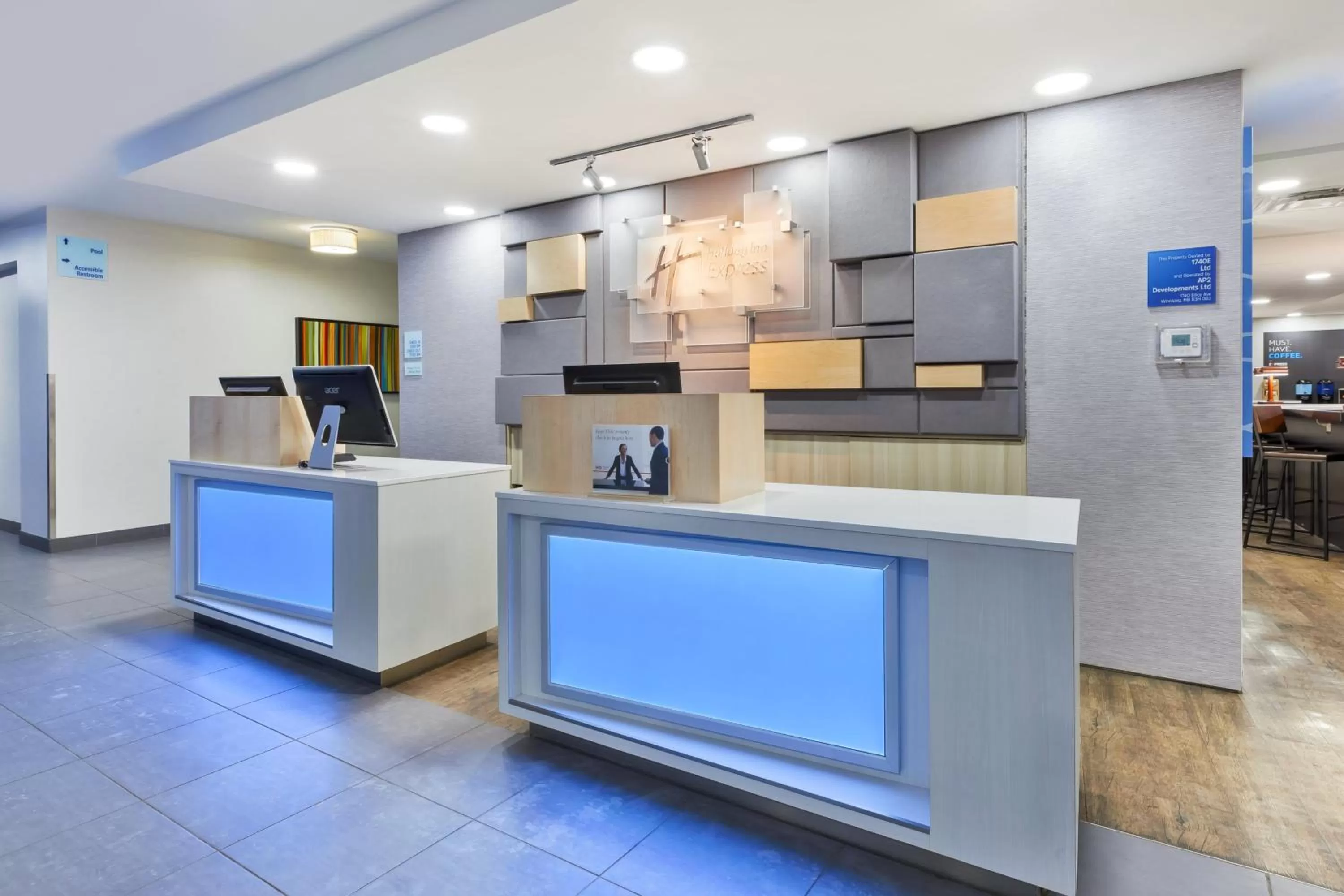Property building in Holiday Inn Express Winnipeg Airport - Polo Park by IHG
