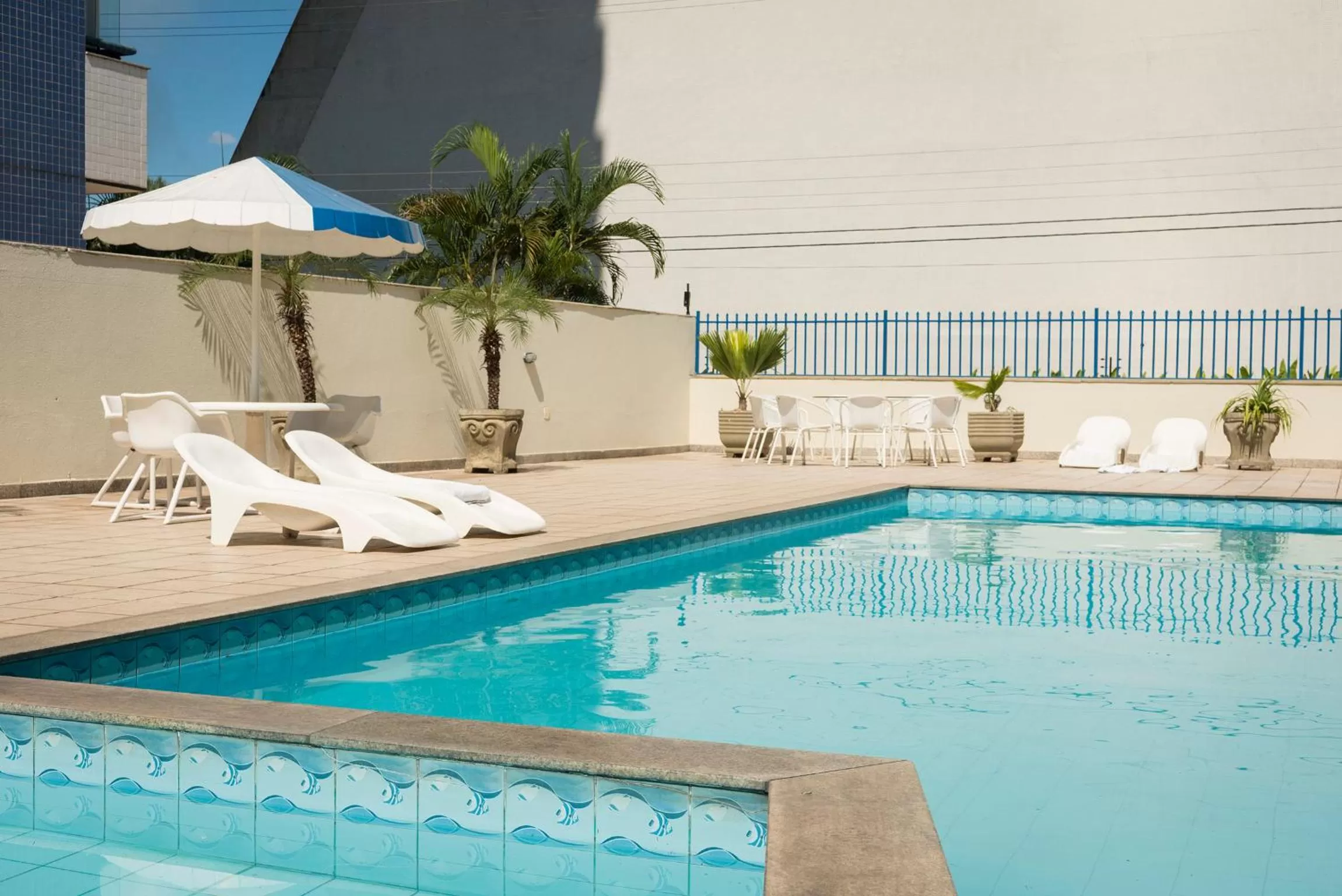 Day in Arrey Executive Hotel